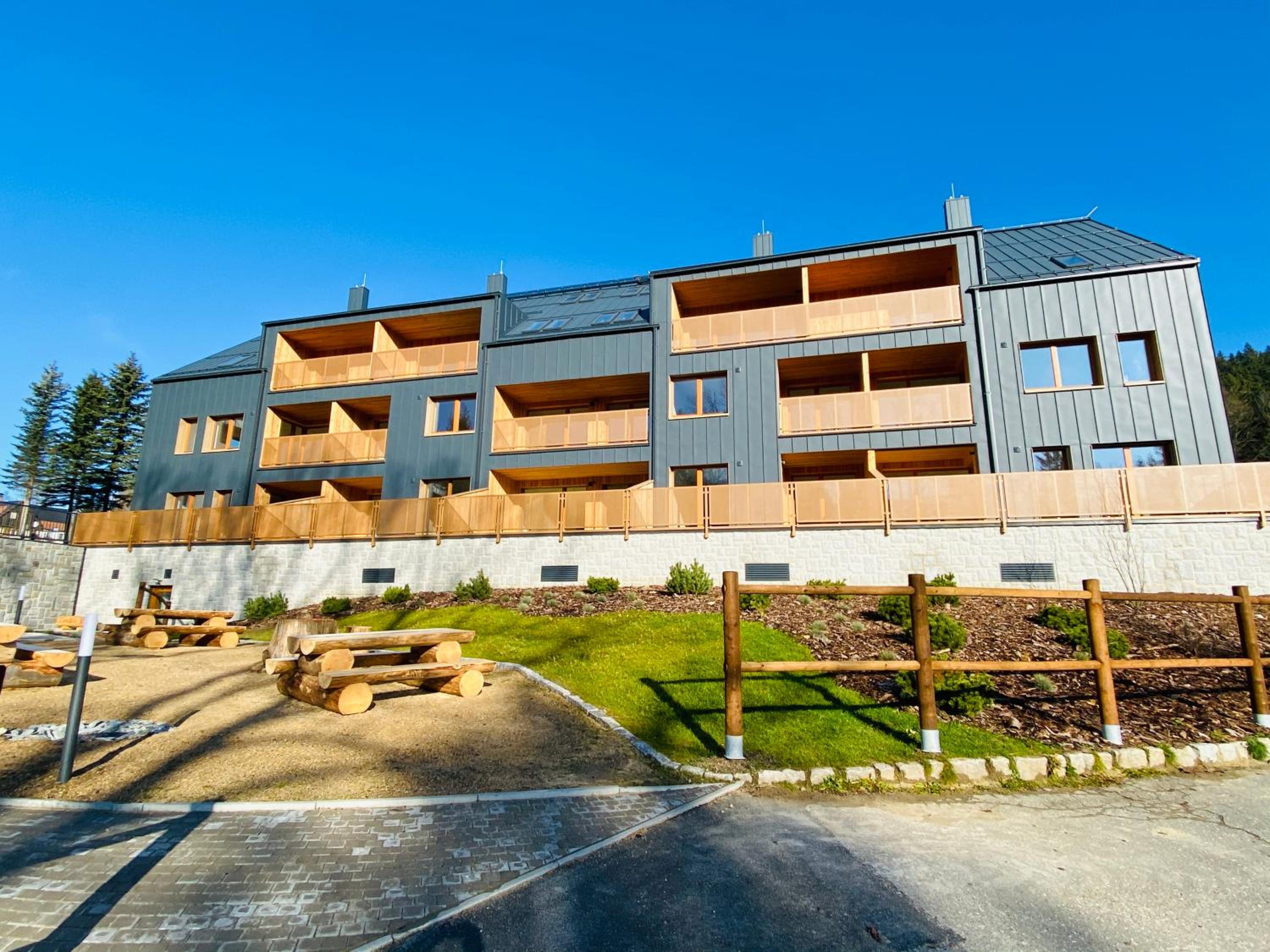 APARTMÁNY PADESÁTKA - Polední Kameny