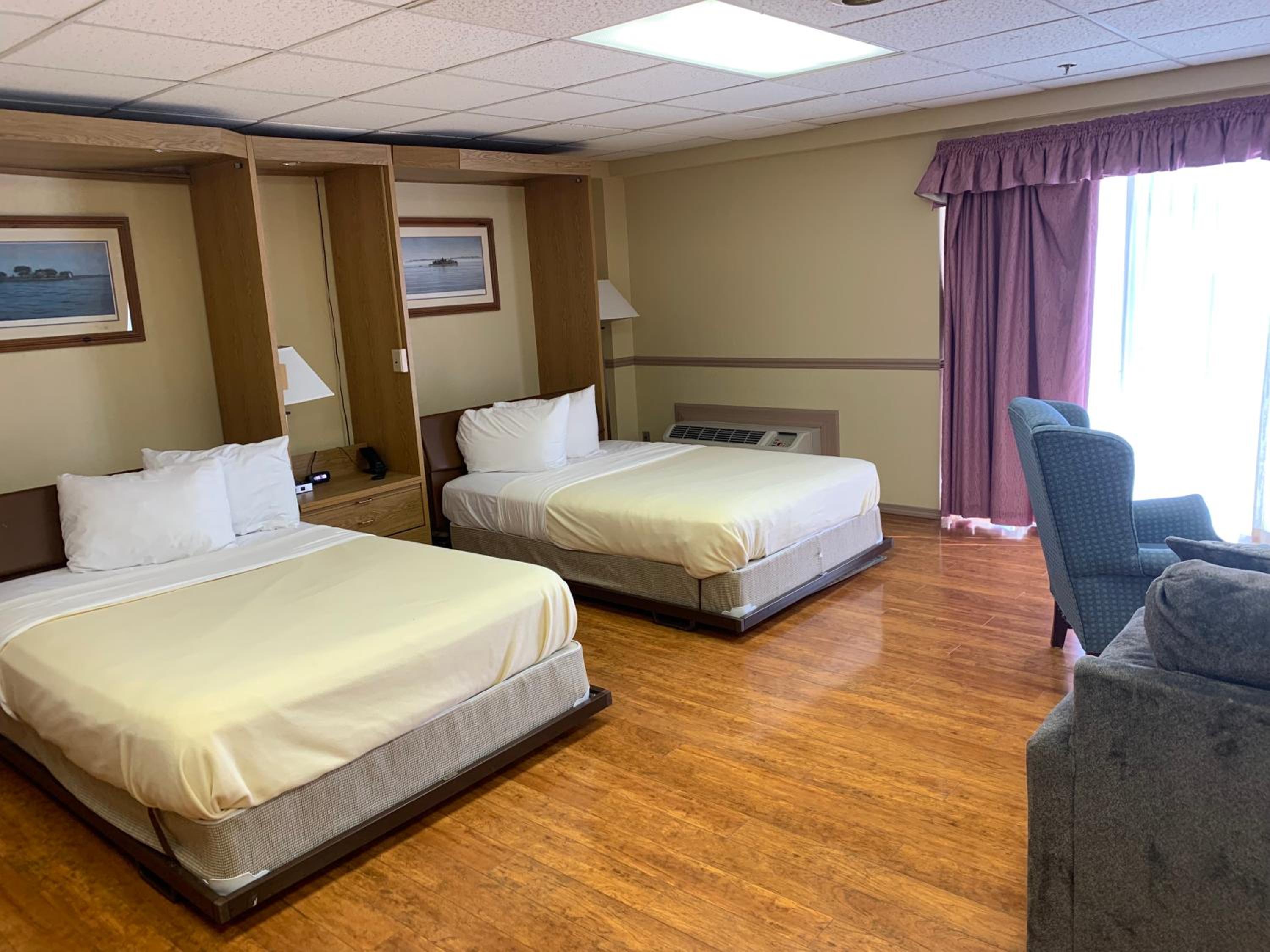 Riveredge Resort Hotel