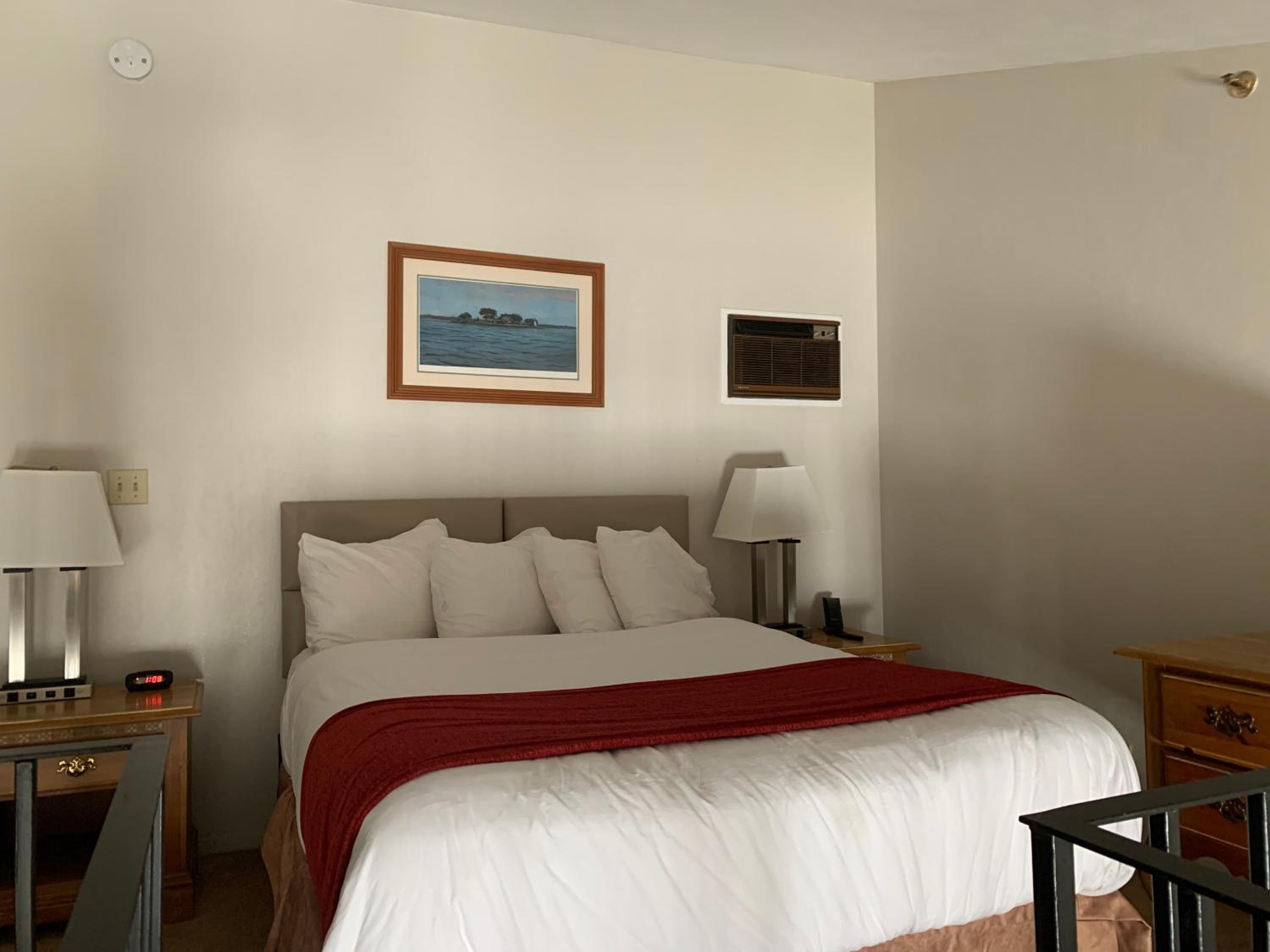 Riveredge Resort Hotel