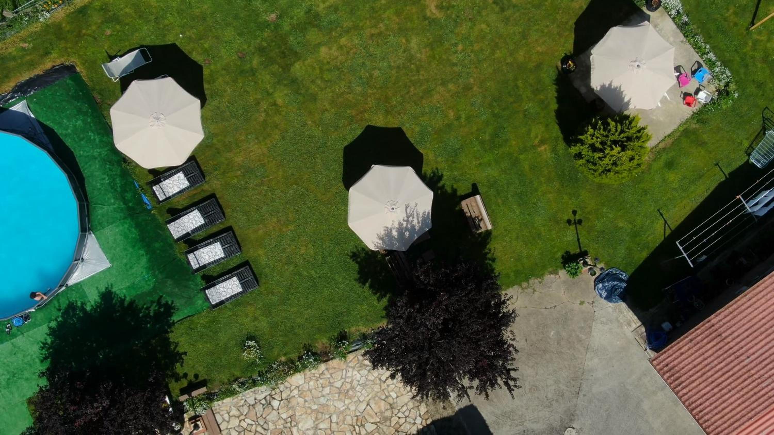 Casa Madrazo con piscina y parrillas view 5
