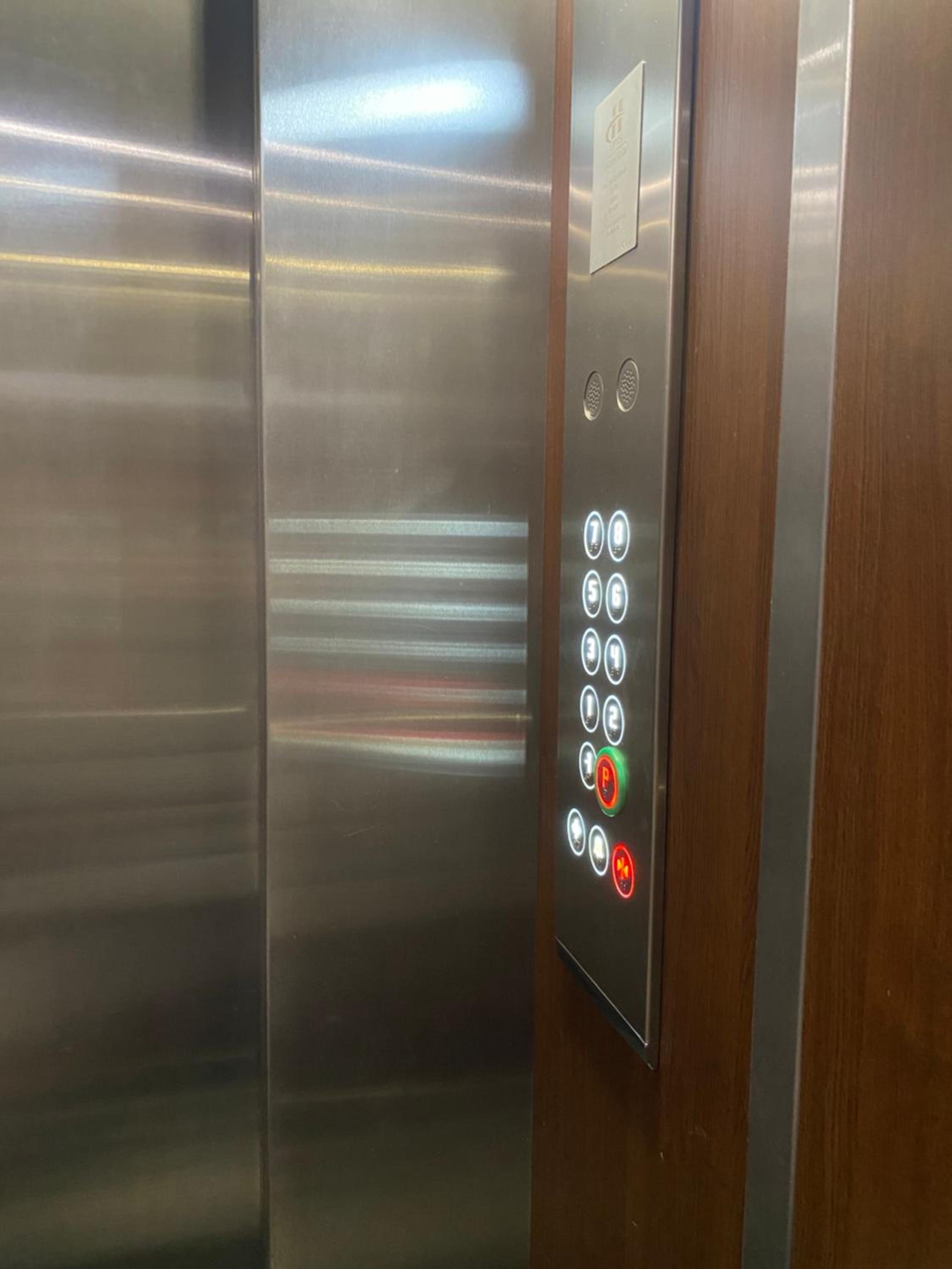 Vanilla Ice apartment