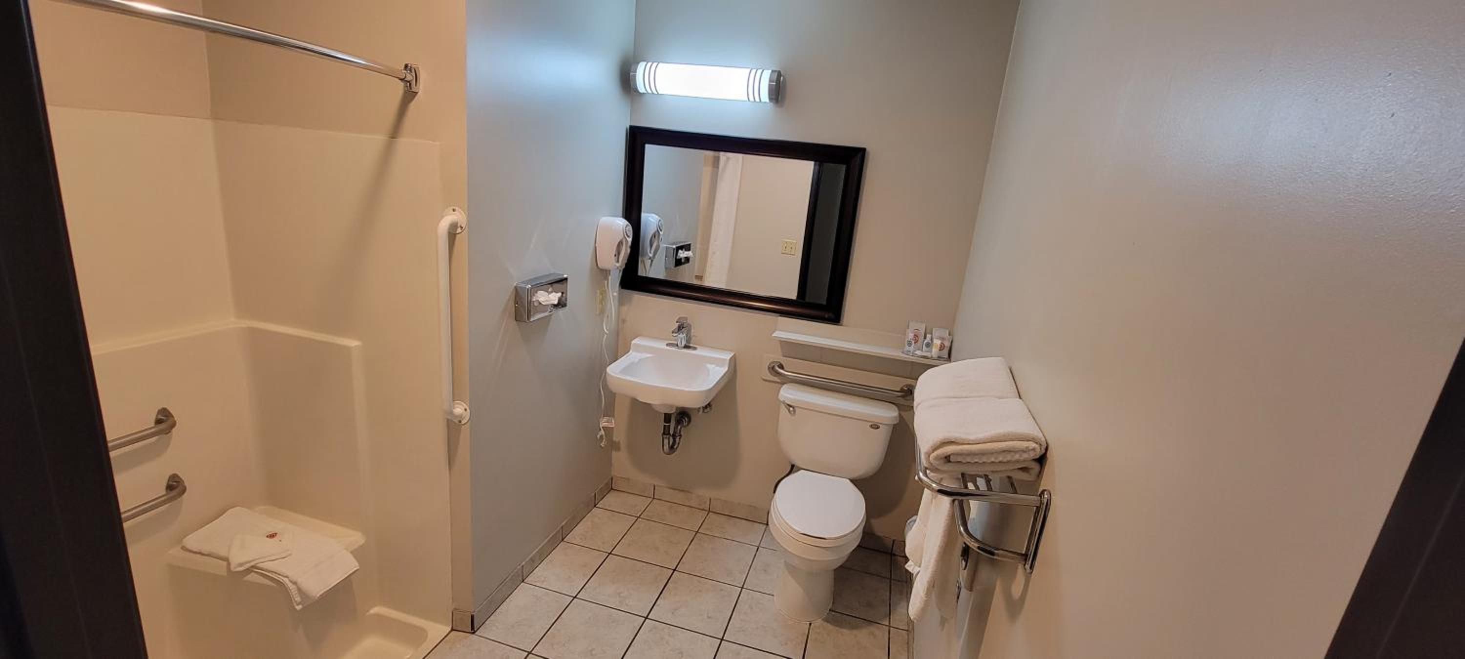 Yreka Vacations - Comfort Inn Yreka I-5 - Property Image 11