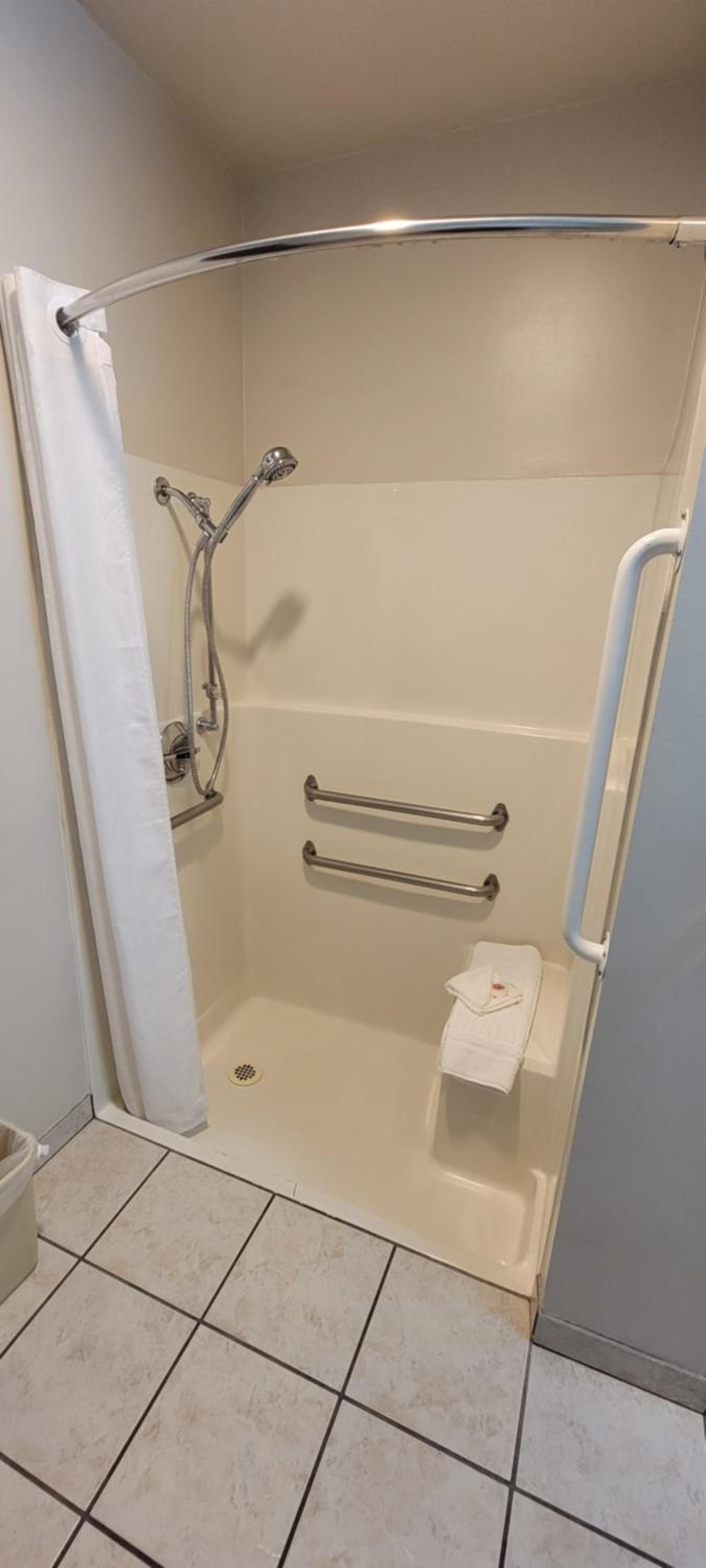 Yreka Vacations - Comfort Inn Yreka I-5 - Property Image 12