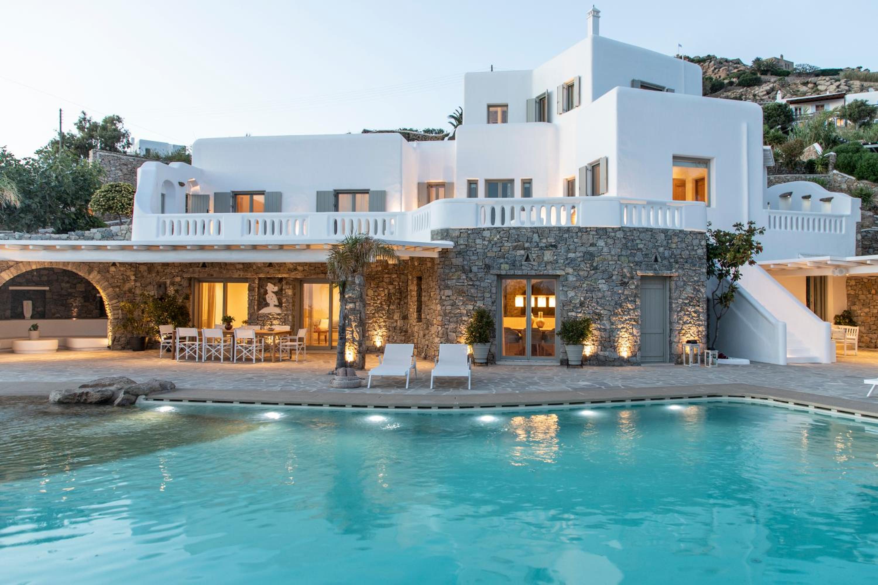 Villa Ker by Ethos Hospitality- 5 Bedrooms view 3