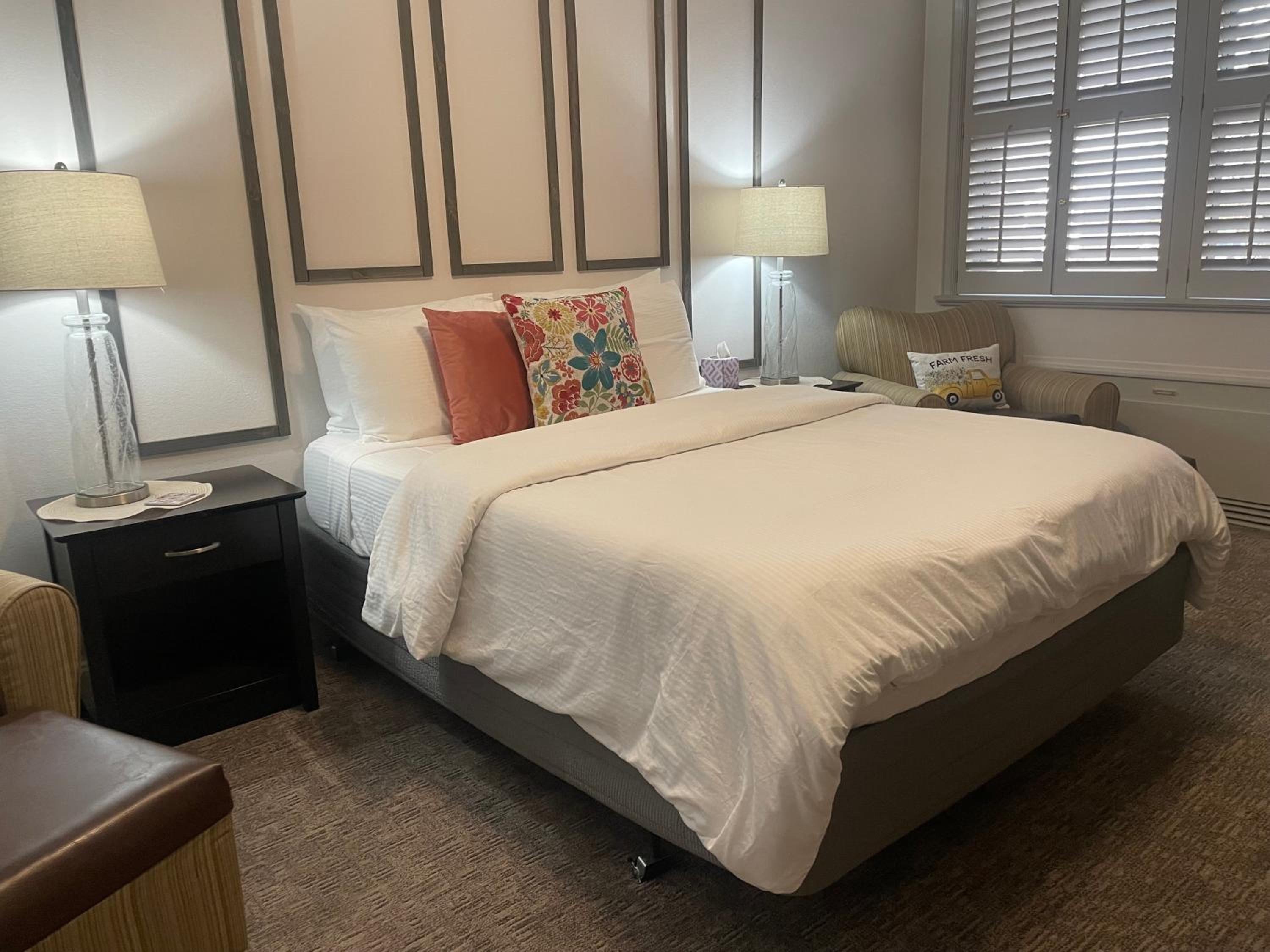 Bartlesville Vacations - Hotel Phillips - Property Image 99