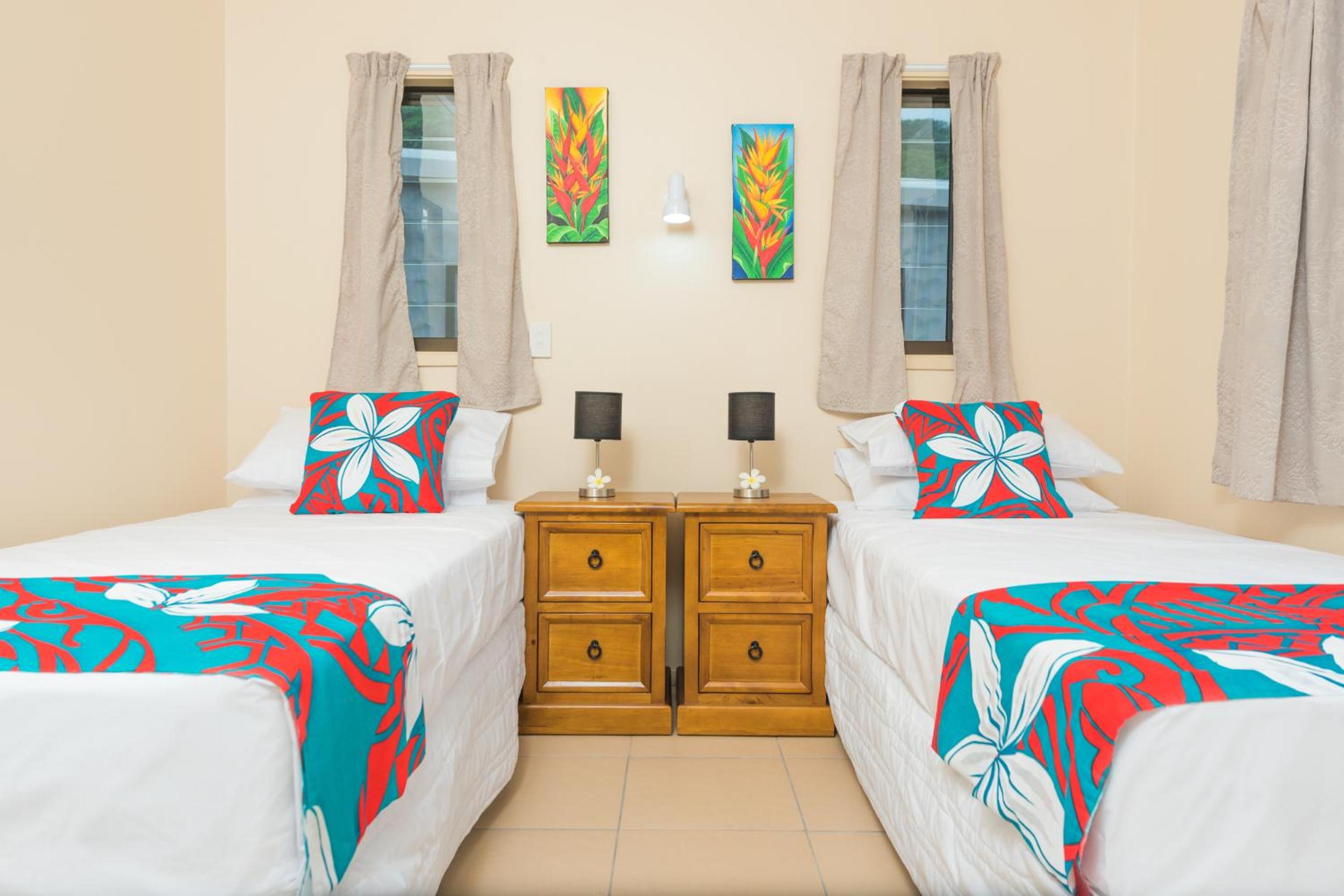 Cook Islands Holiday Villas-Tuoro Holiday view 2