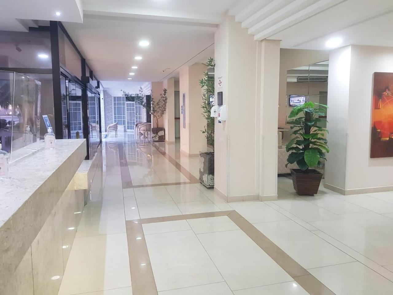 Paulista Wall Street Flat 03