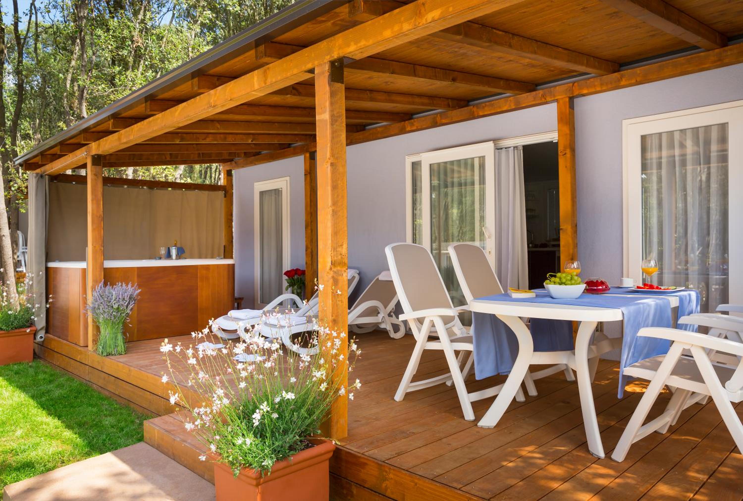 Maistra Camping Polari Mobile homes view 3