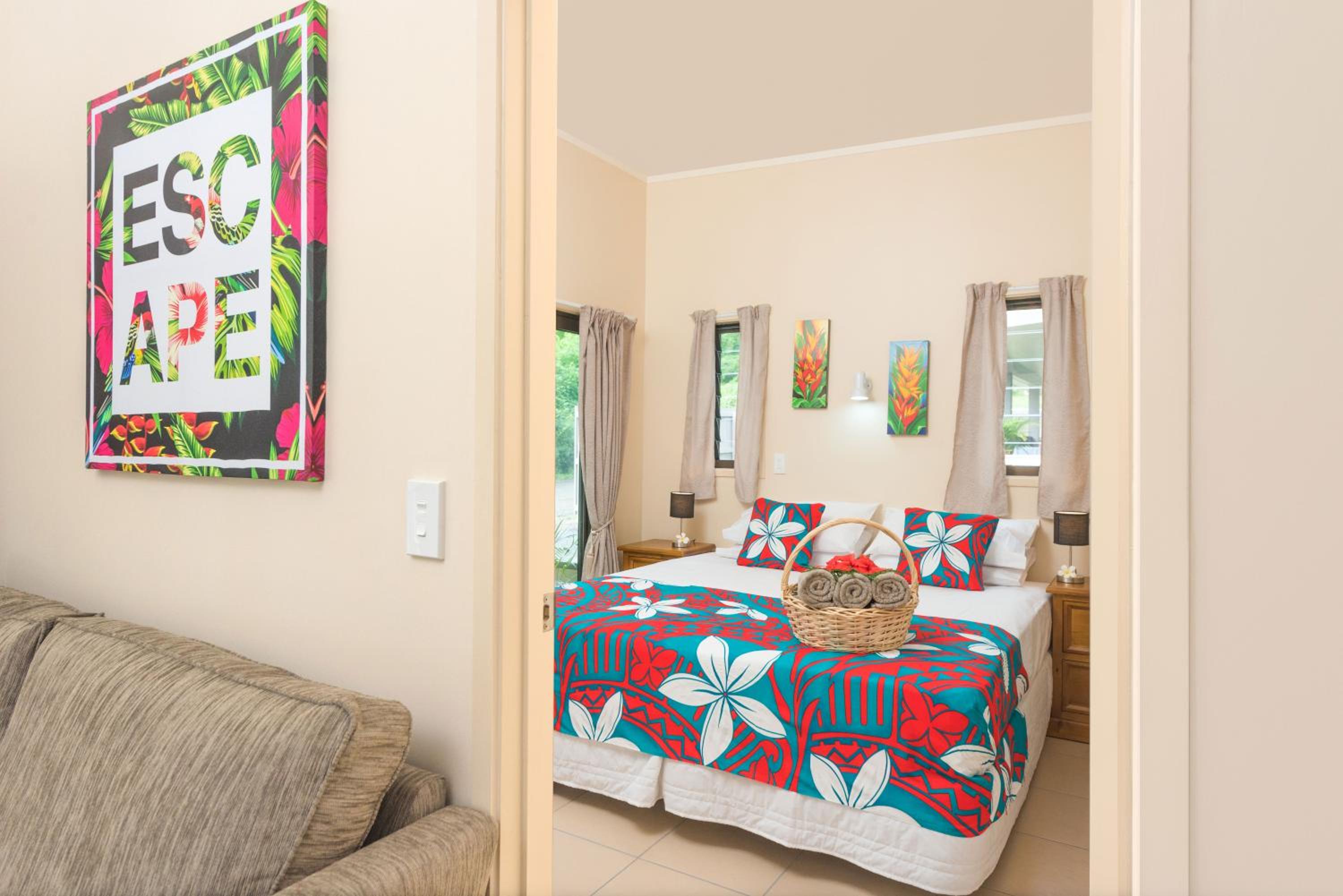 Cook Islands Holiday Villas-Tuoro Holiday view 4