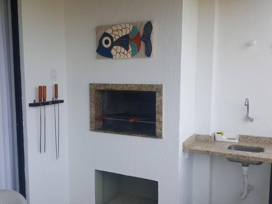 Lindo apartamento na praia de Mariscal Pé na areia
