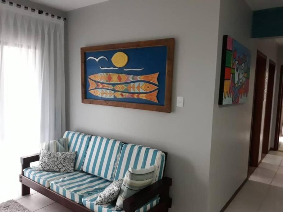 Lindo apartamento na praia de Mariscal Pé na areia