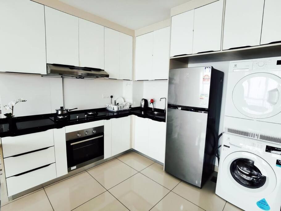 ●T11●2Pax●Studio●5min●Queensbay●Pg Bridge View● photo 8
