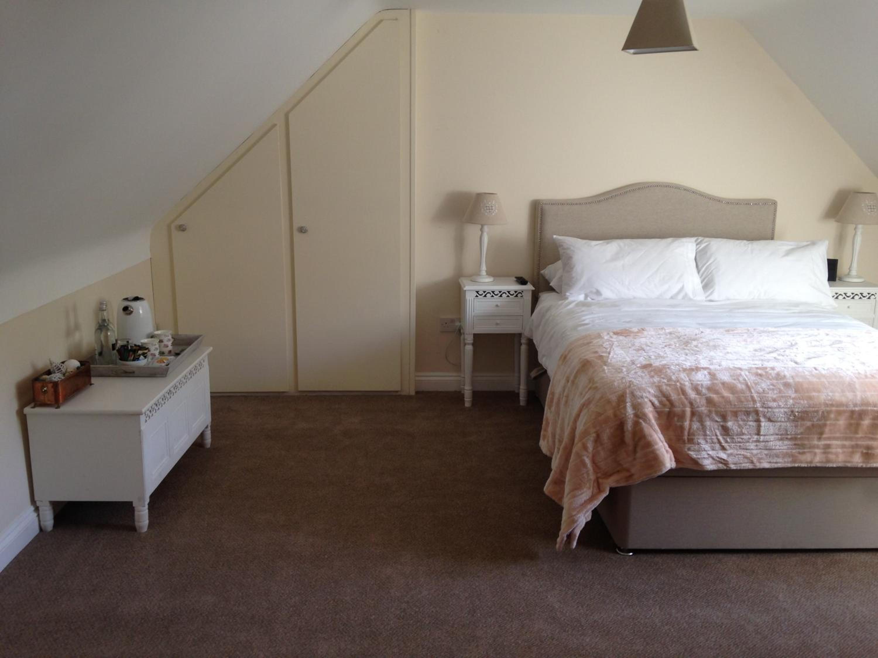 Whitethorn Bed and Breakfast
