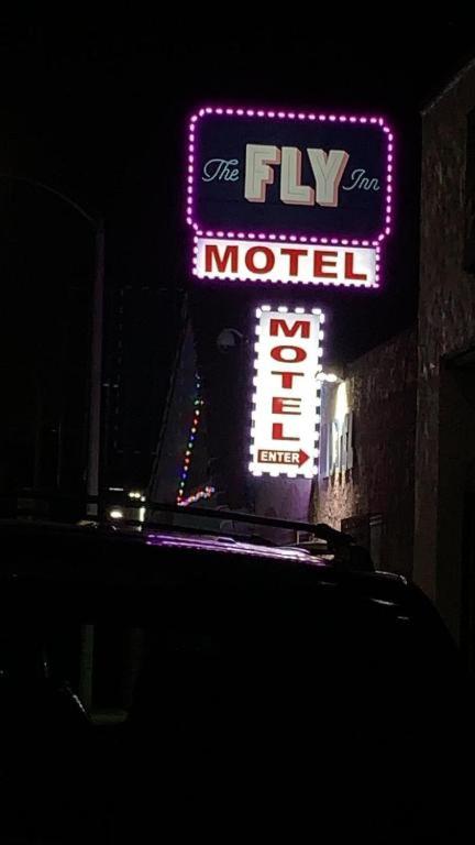 The Fly Inn Motel
