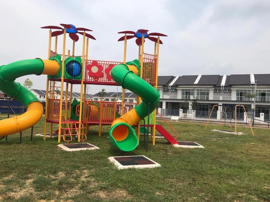 BEDONG GOLF VILLA
