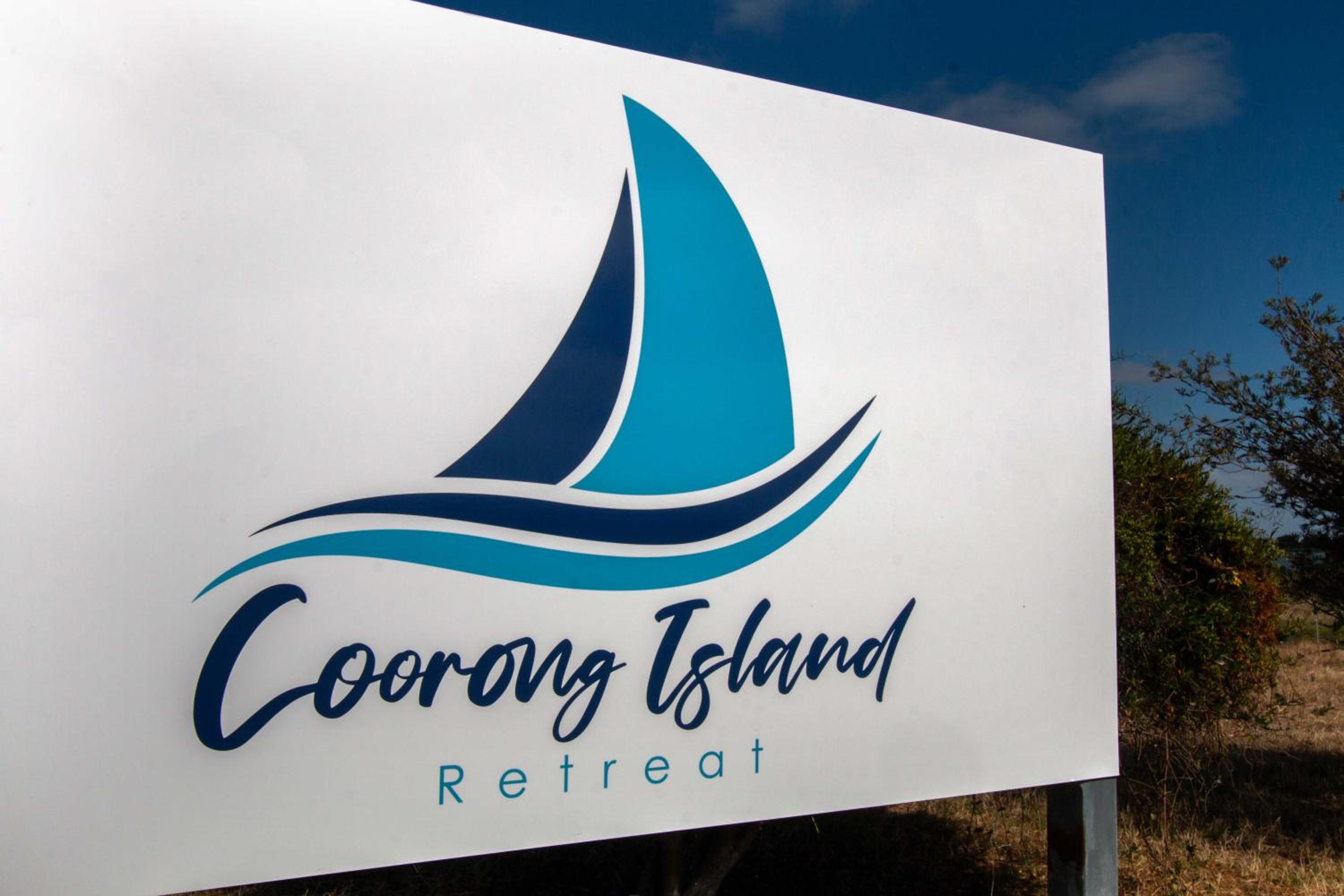 Coorong Island Retreat - Farm Stay at Pet Friendly Property