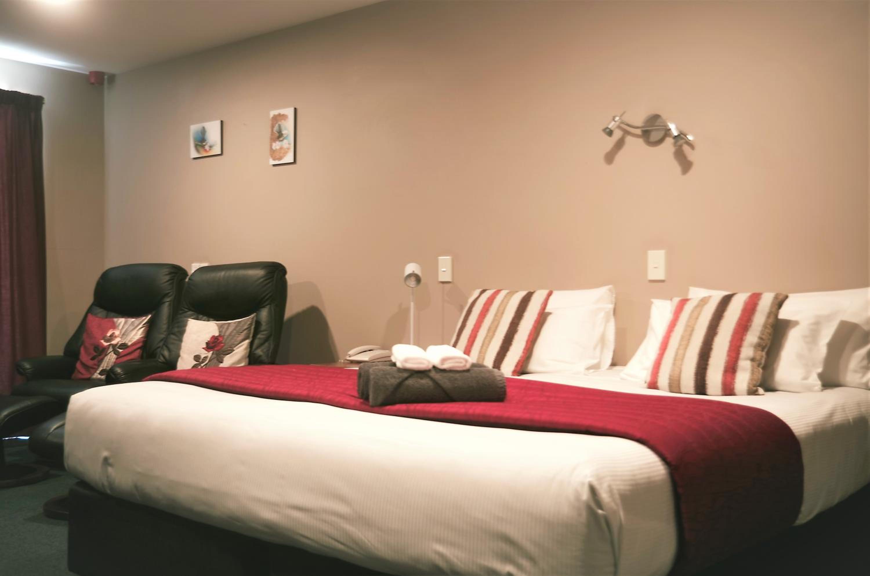 Phoenix Motels