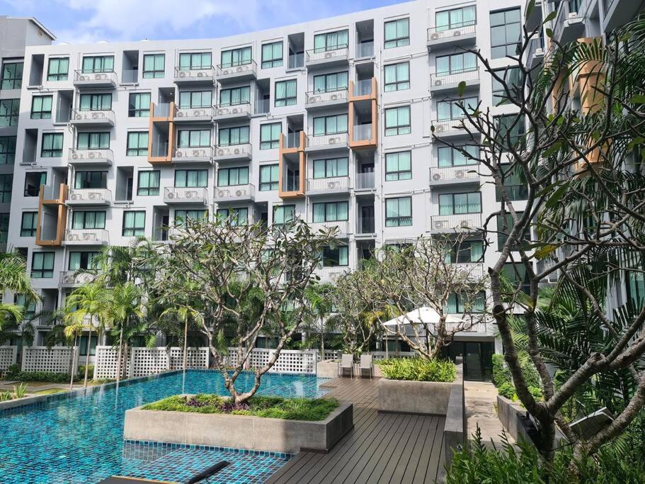 Hotel 2BR Service Condo in Sriracha - Image 1