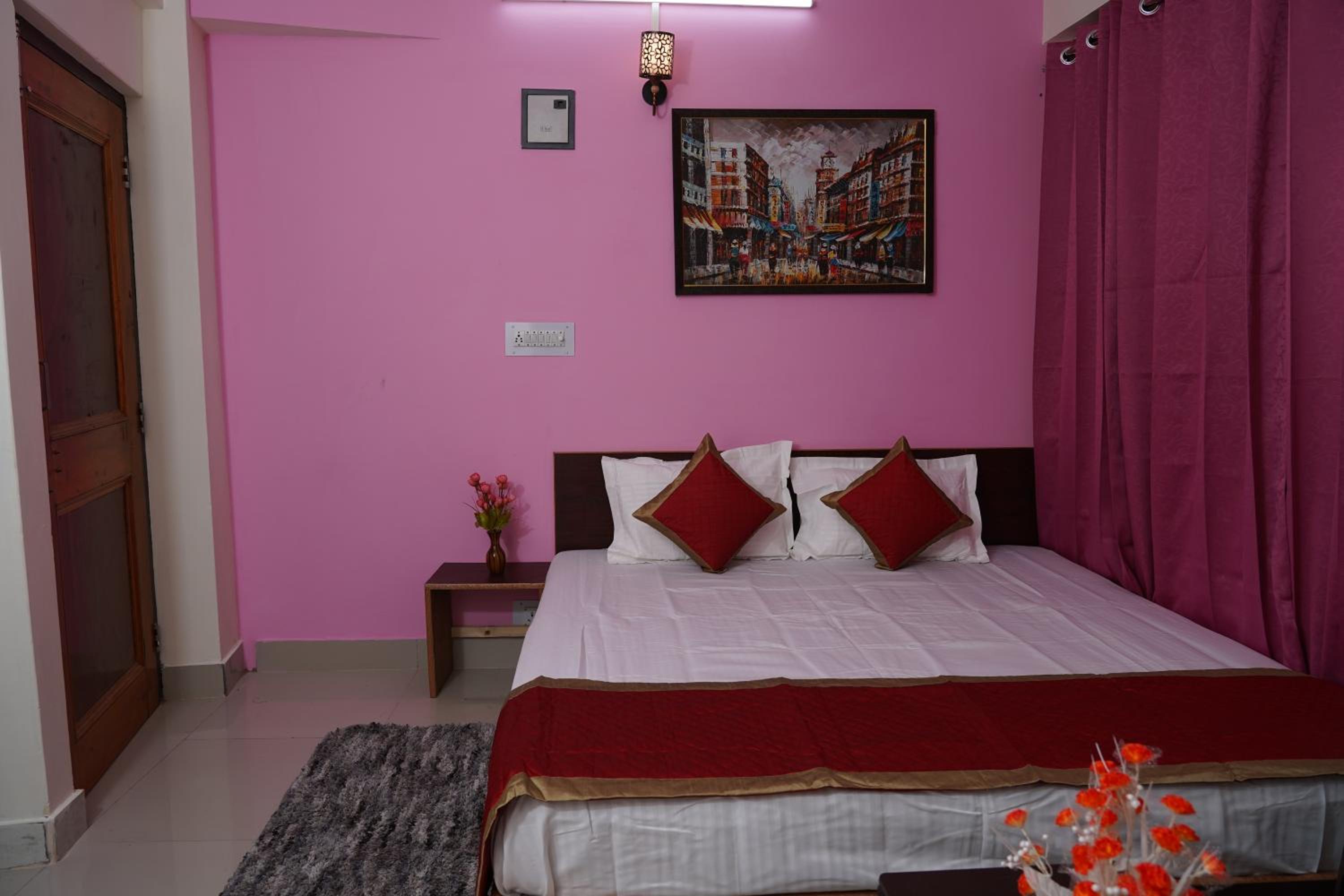 Shimla Pines Homestay view 3