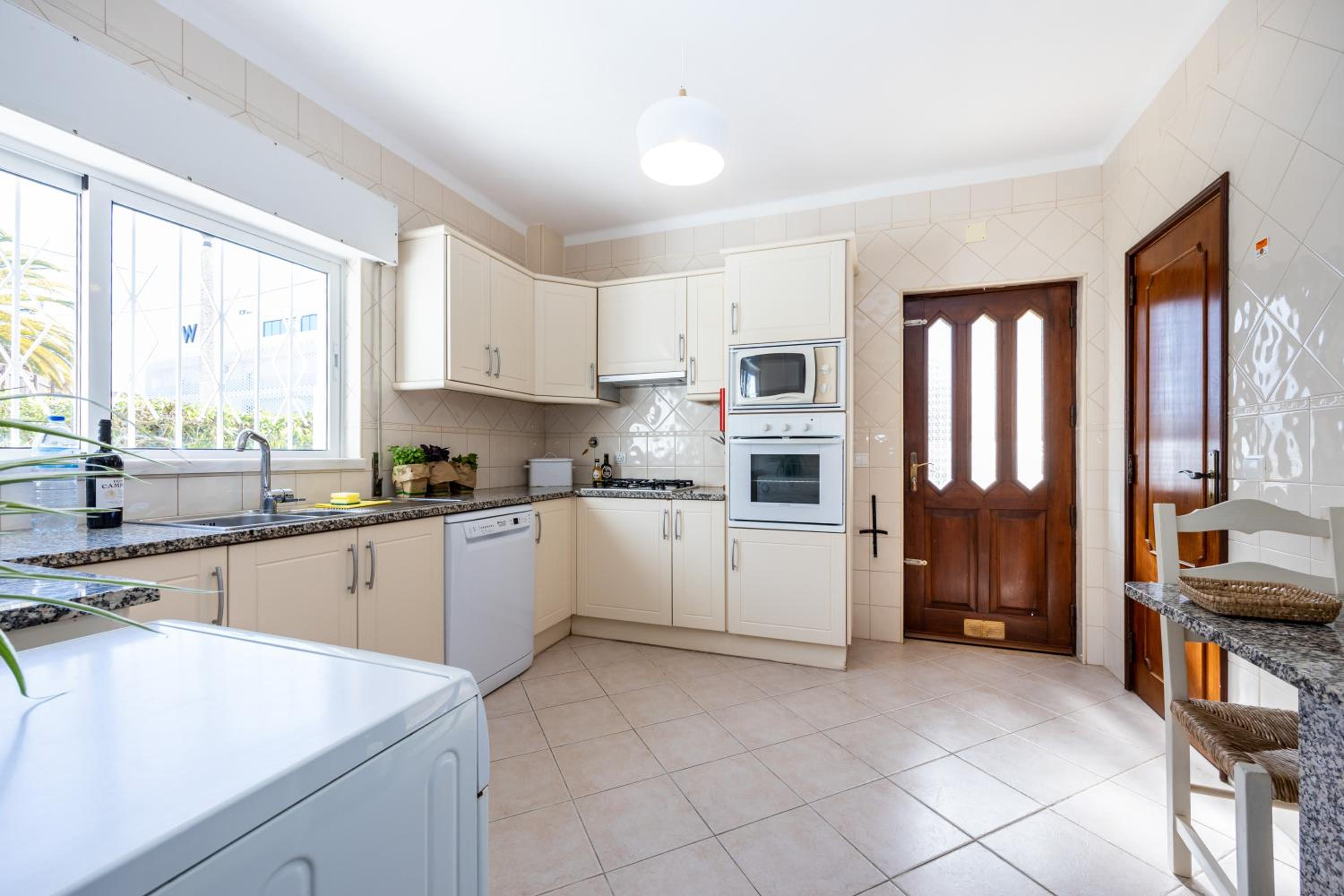 Albufeira Vacations - Villa dos Netos - Property Image 39