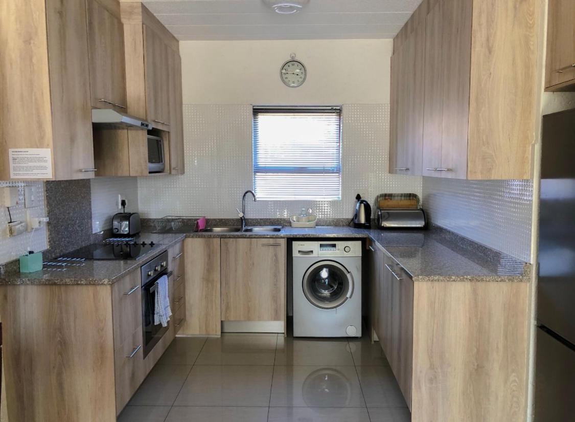 Alendo Apartments