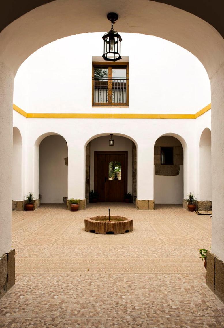 Photo 33