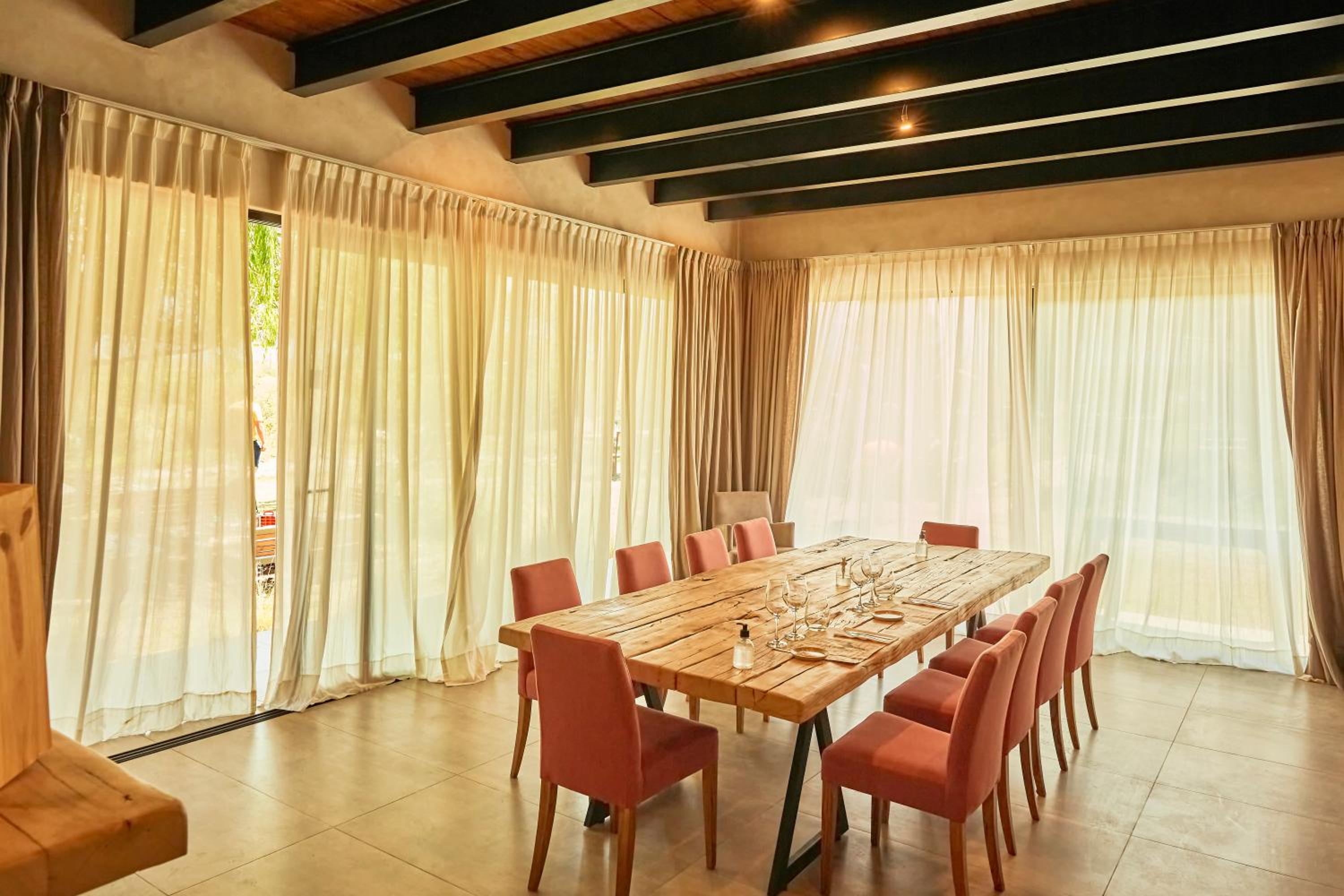 Casa de Huéspedes Bodega Gimenez Riili
