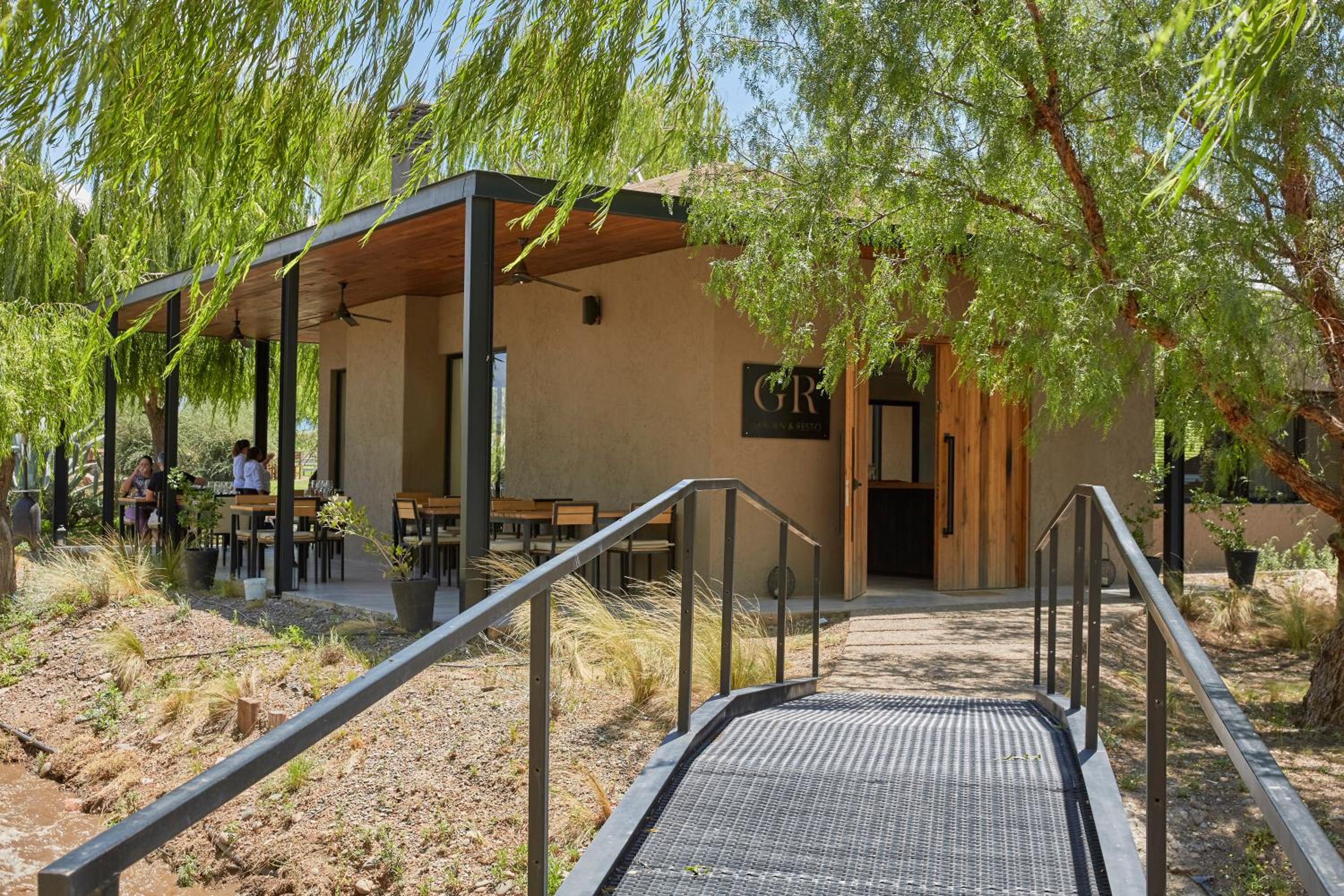 Casa de Huéspedes Bodega Gimenez Riili