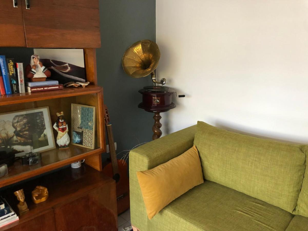 Midcentury modern 1 bedroom apartment in Tirana photo 3