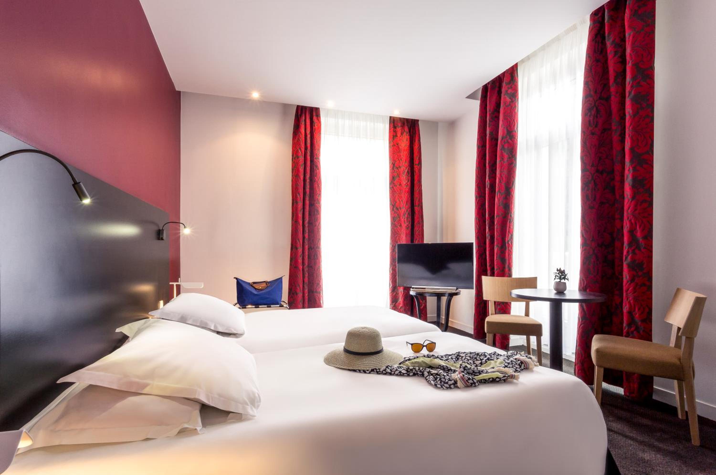 Brides-les-Bains Vacations - Grand Hotel des Thermes Brides-les-Bains - Property Image 2