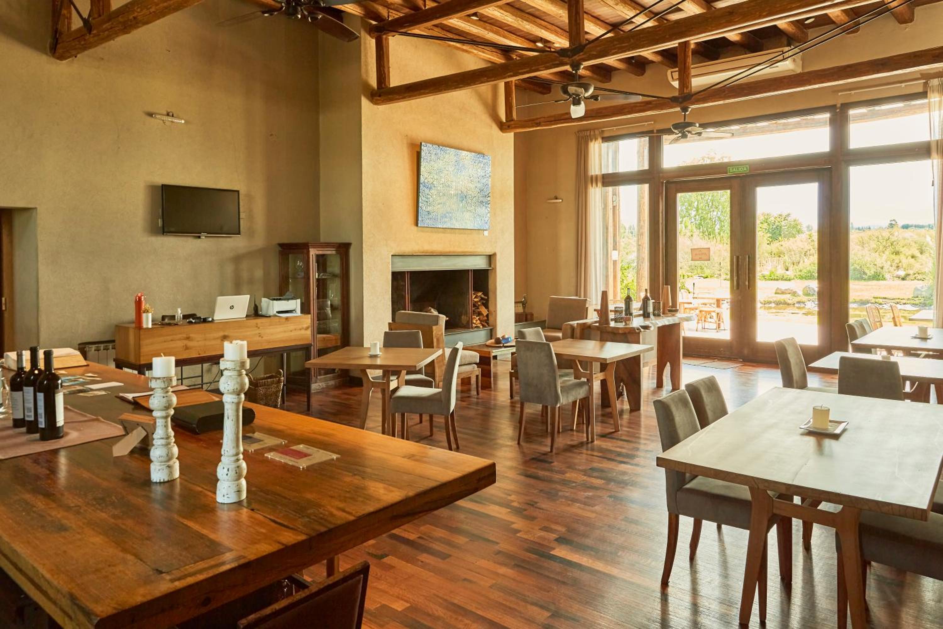 Casa de Huéspedes Bodega Gimenez Riili