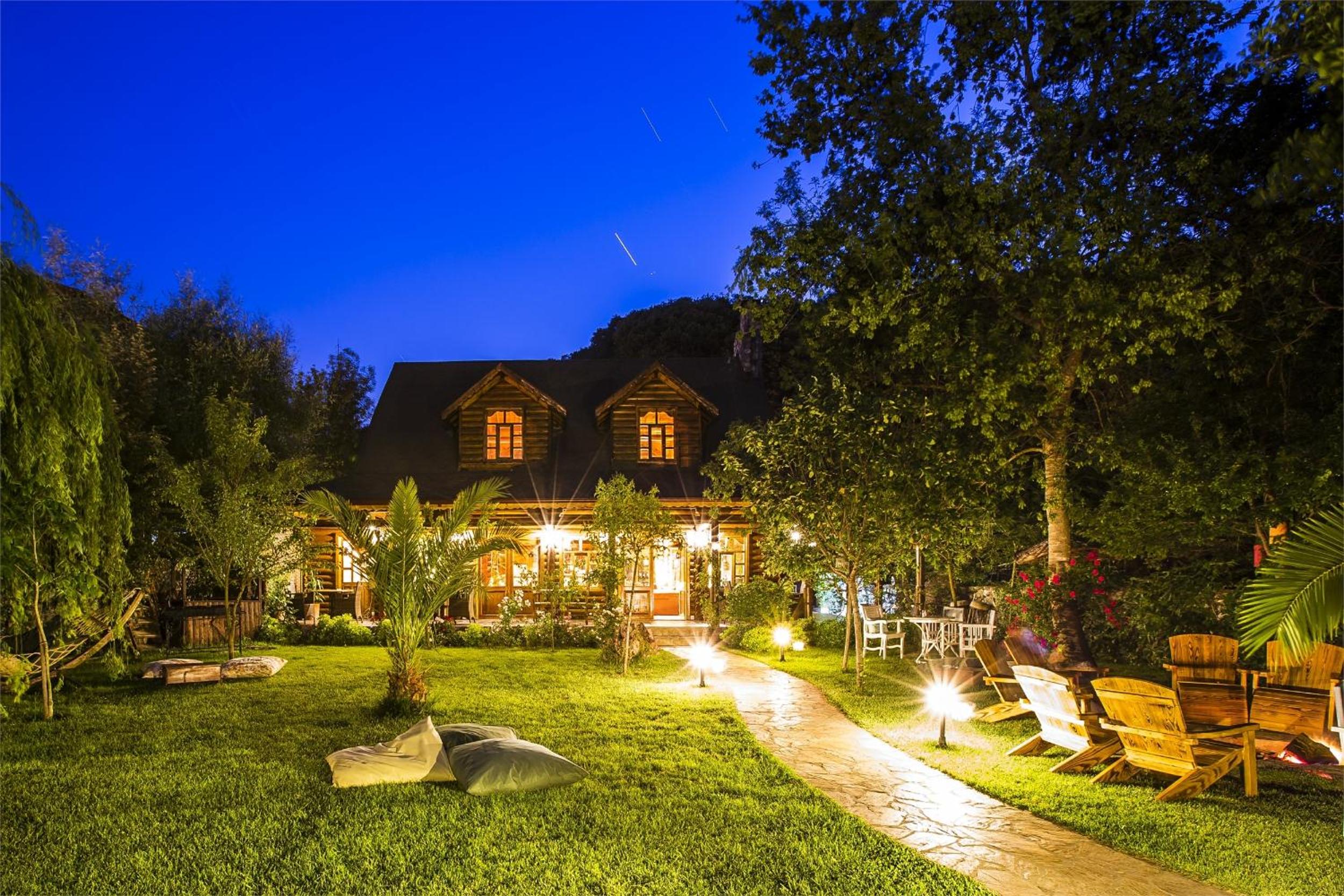 Tranquilla River Lodge