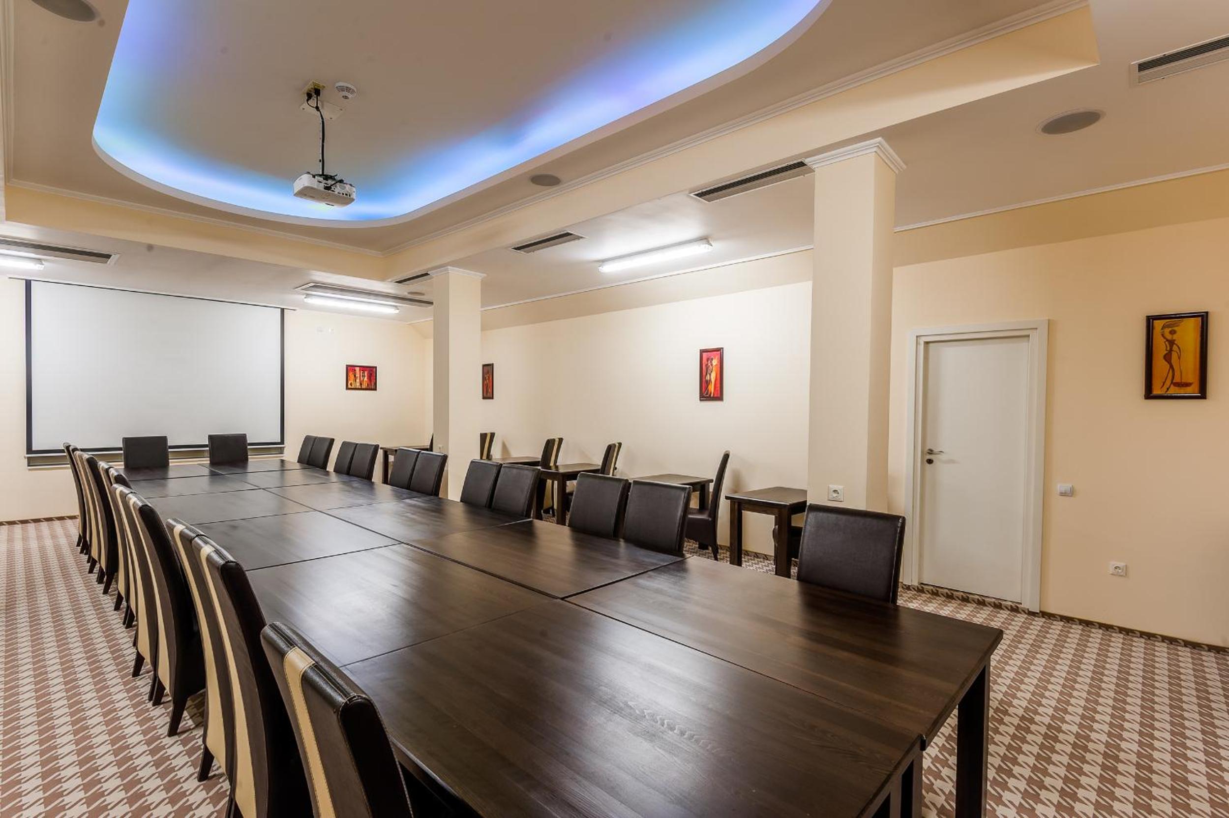 meeting & event spaces