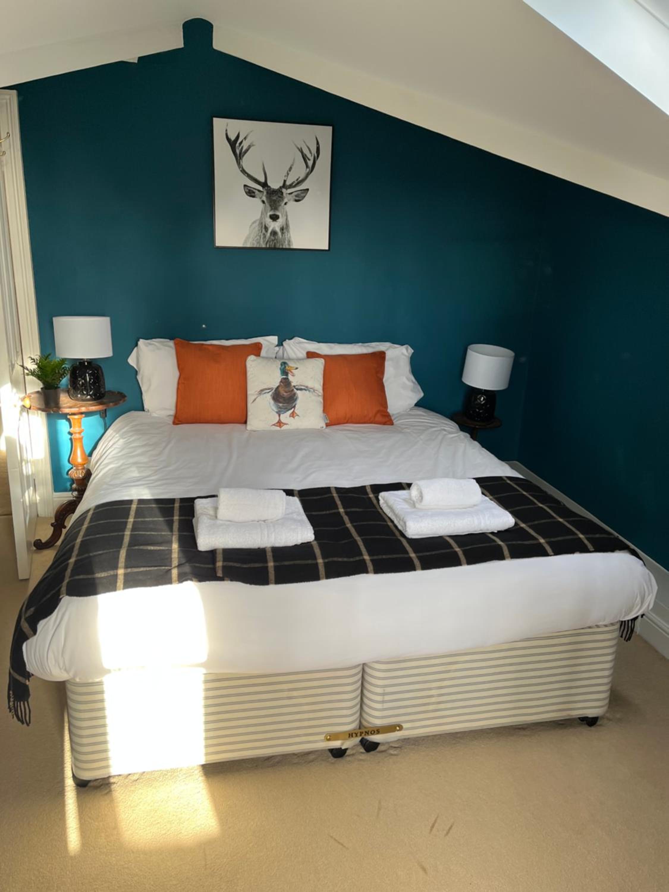 The Wing at Brook Hall nr York & Leeds - FREE hot tub view 4
