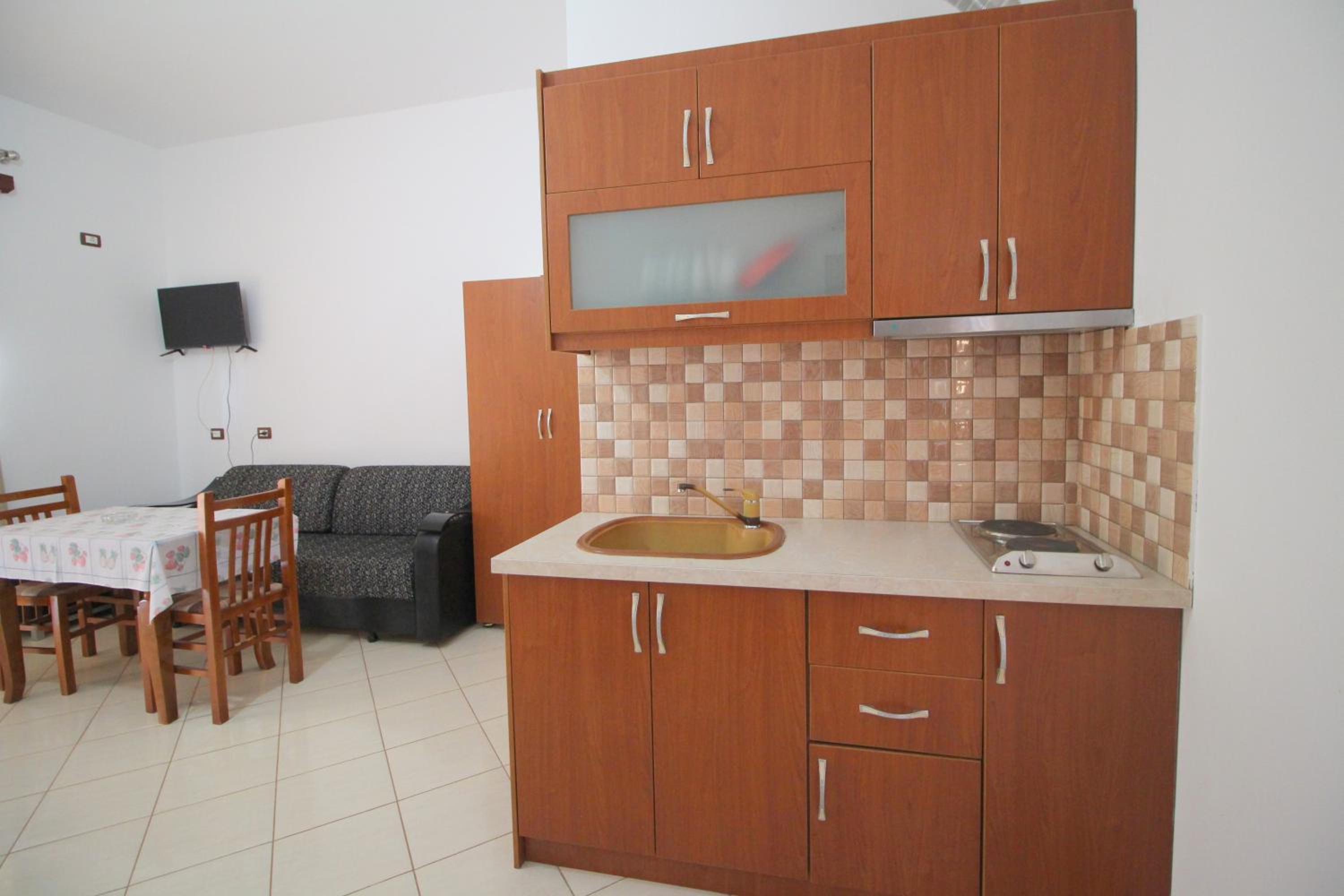 Vila Agushi