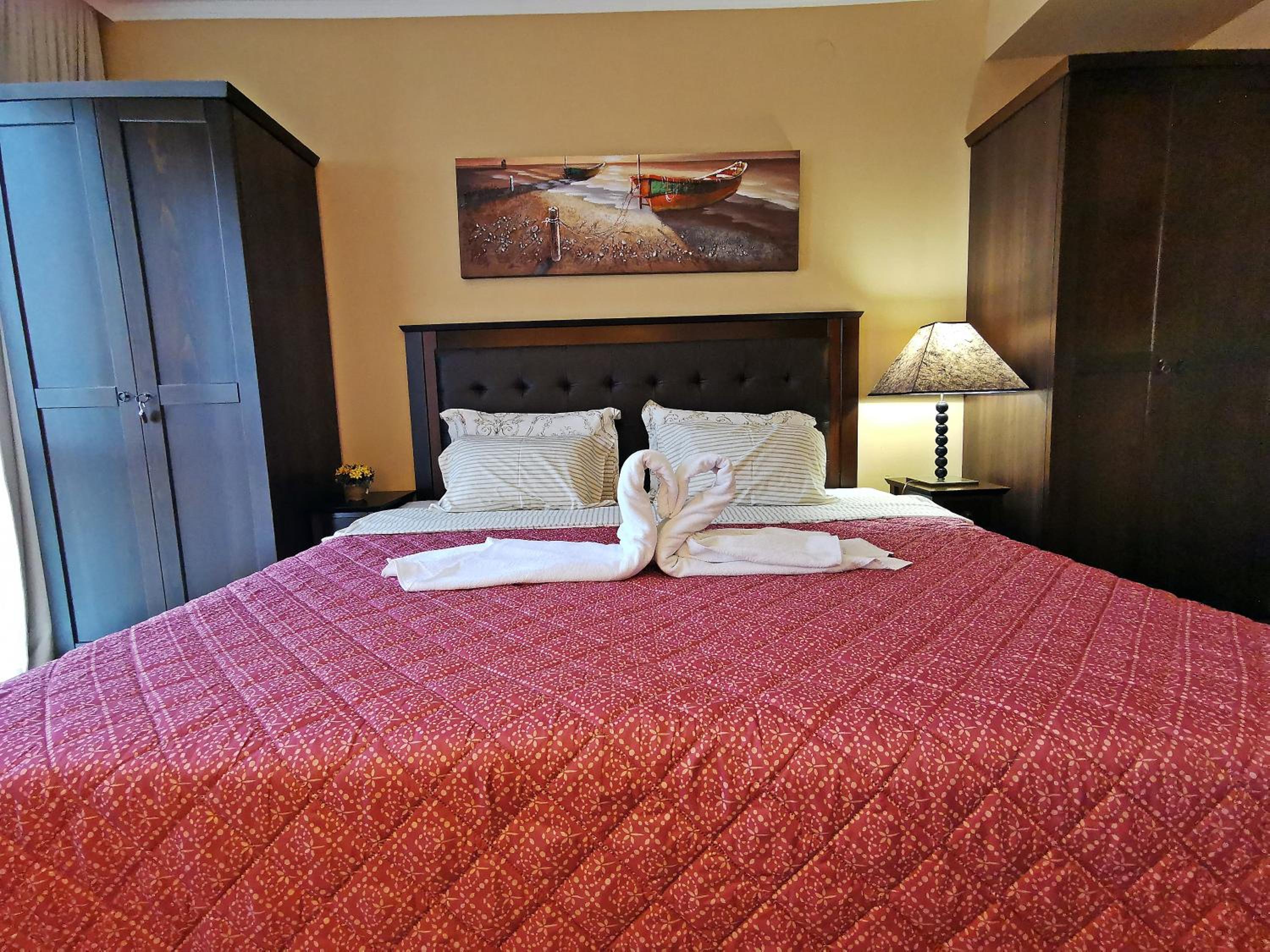 ROYAL BEACH HOTEL apartment