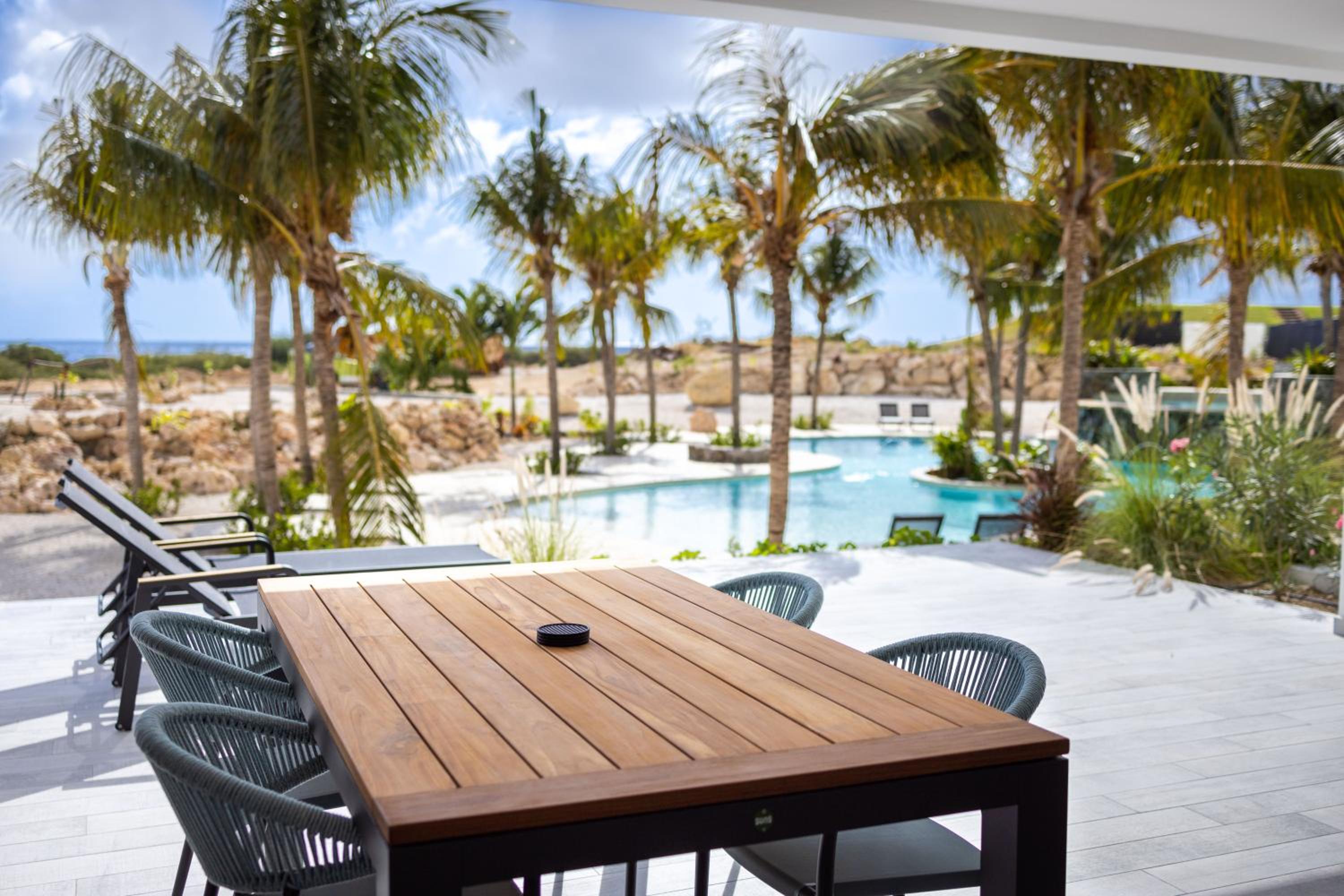 The Reef - Blue Bay Golf & Beach Resort