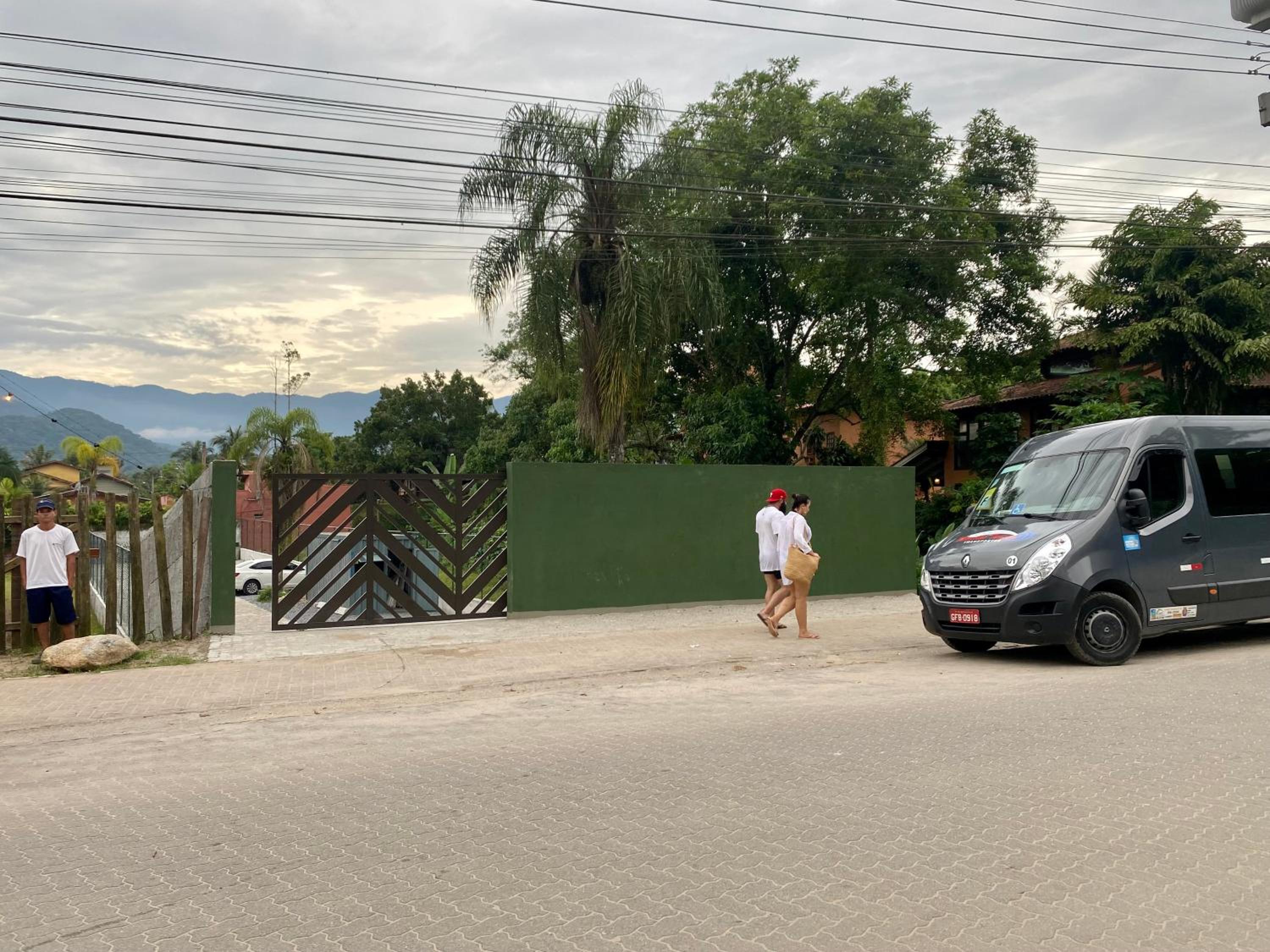 Vista Mágica em Camburizinho D
