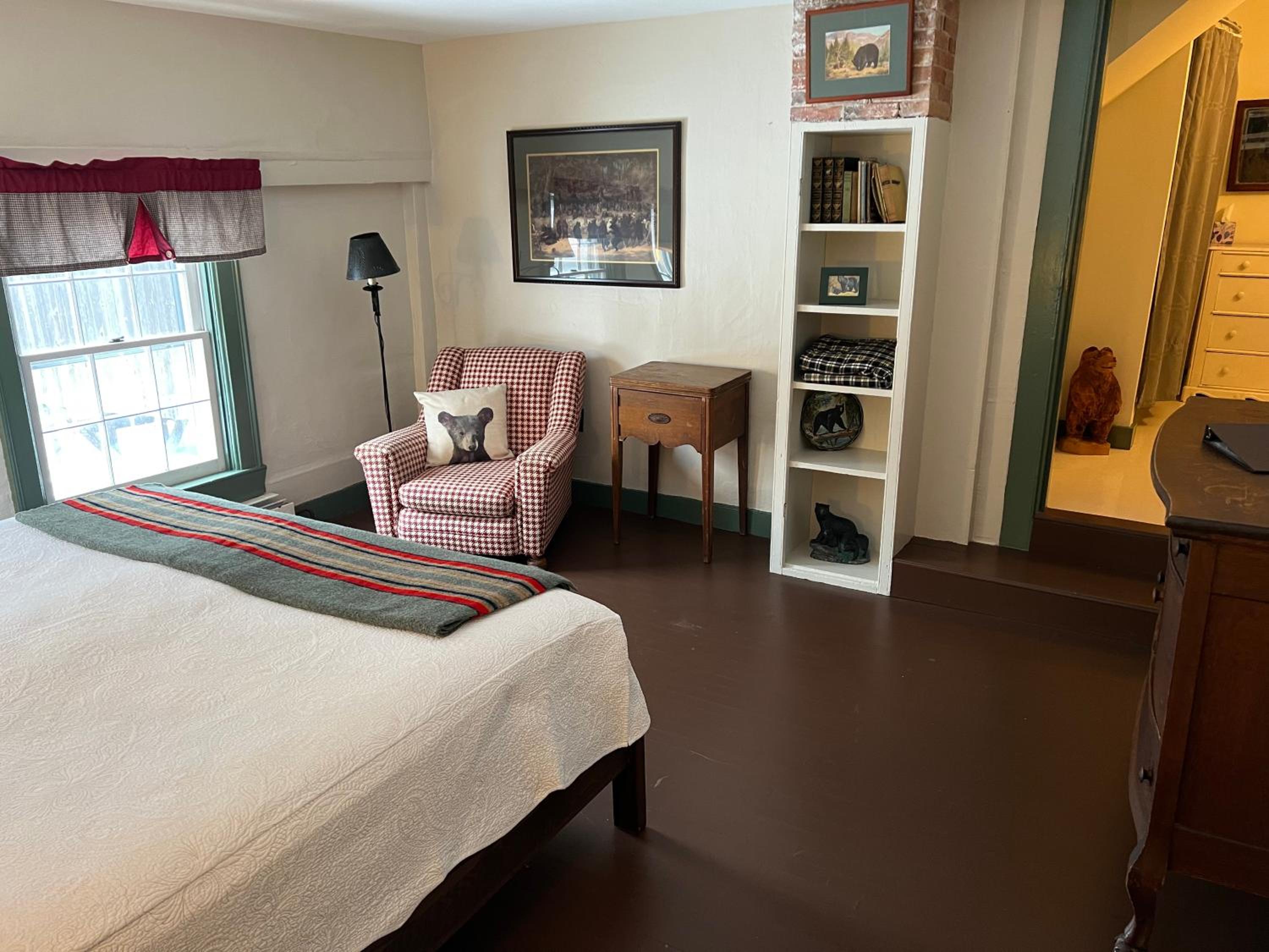 Shoreham Inn Bed & Breakfast