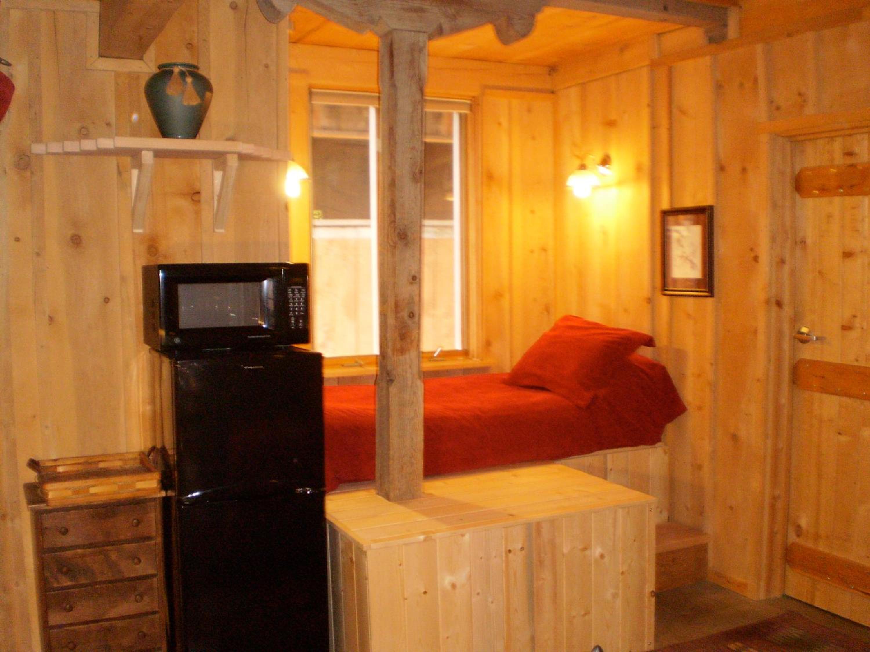 Farmington Vacations - Silver River Adobe Inn Bed and Breakfast - Property Image 2