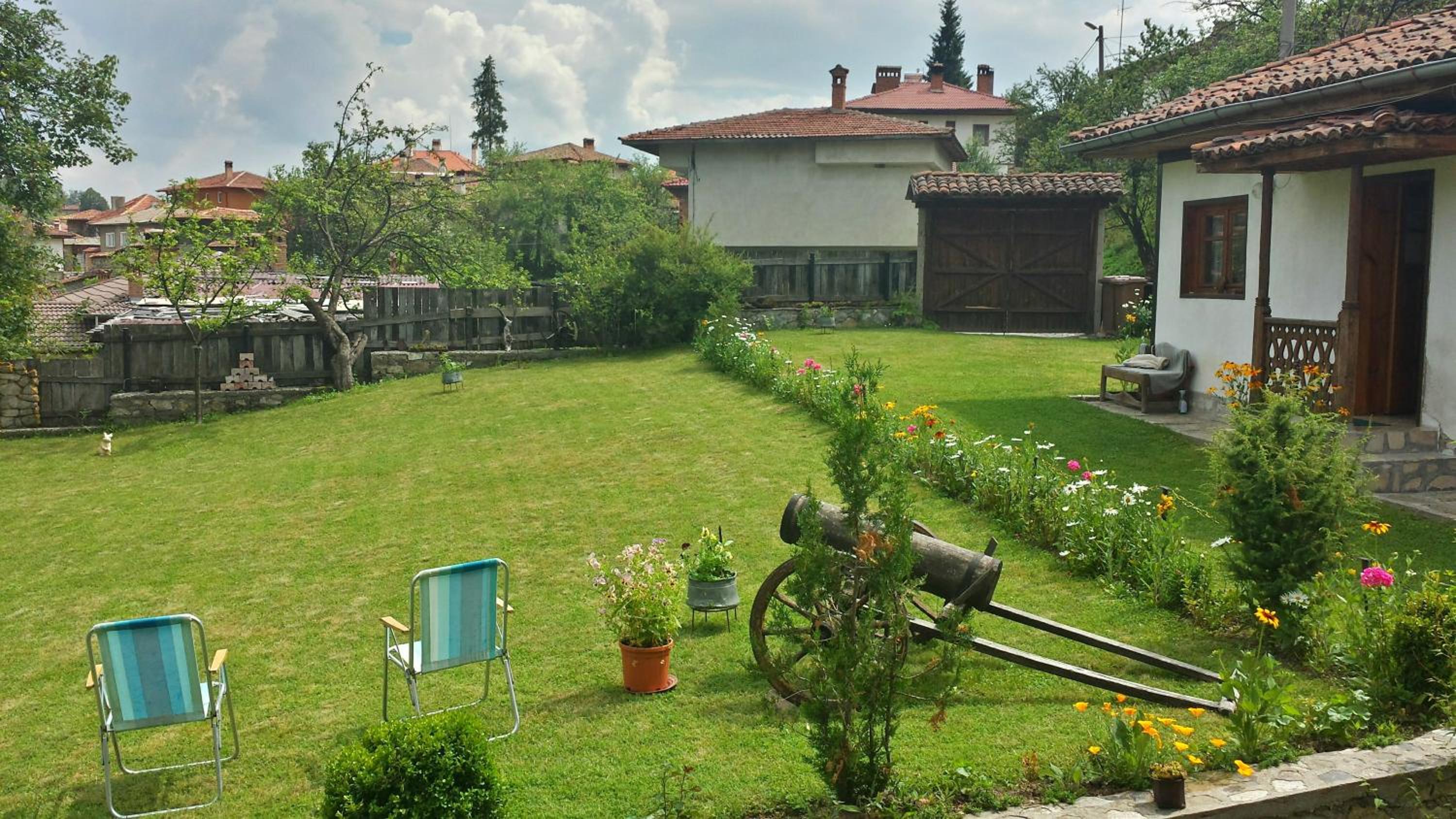 Mechta Guest House