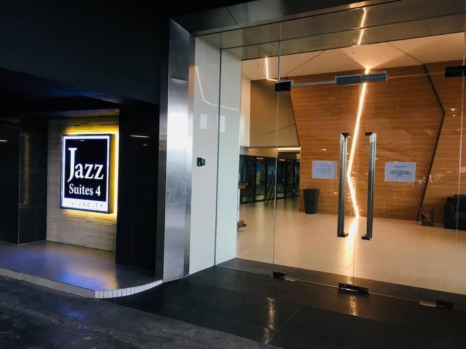 Rohani Jazz Suites 4 @ Vivacity Megamall photo 4