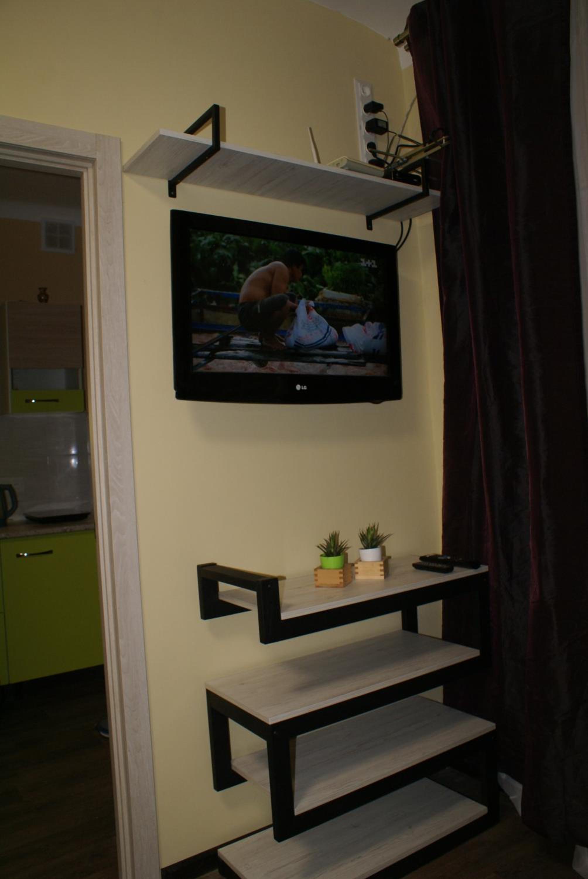 Apartments KVADRO Dnepr, ул Холодноярская, 19, Метеор Апполо Рабочая Титова view 5