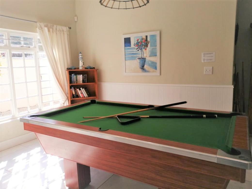 Summer House - Image 5