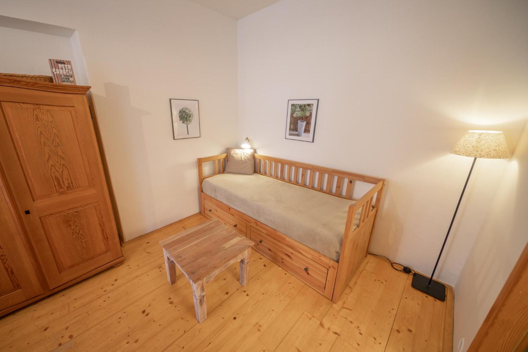 Photo 42