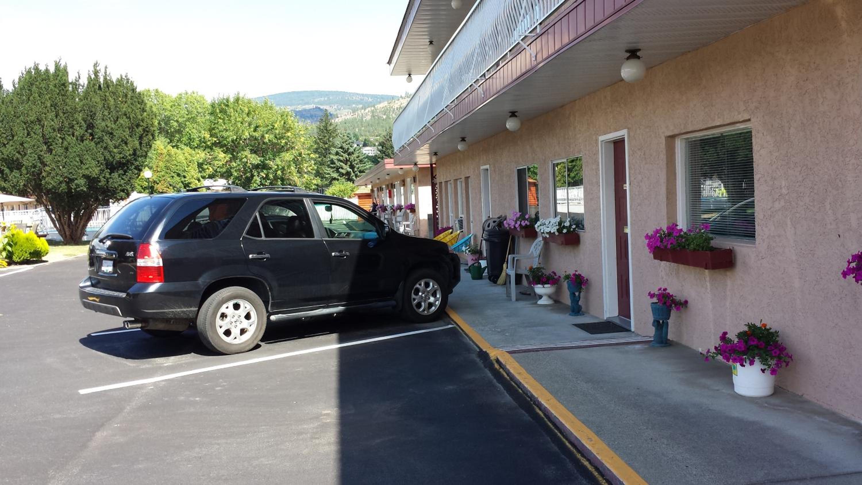 Swiss Sunset Inn