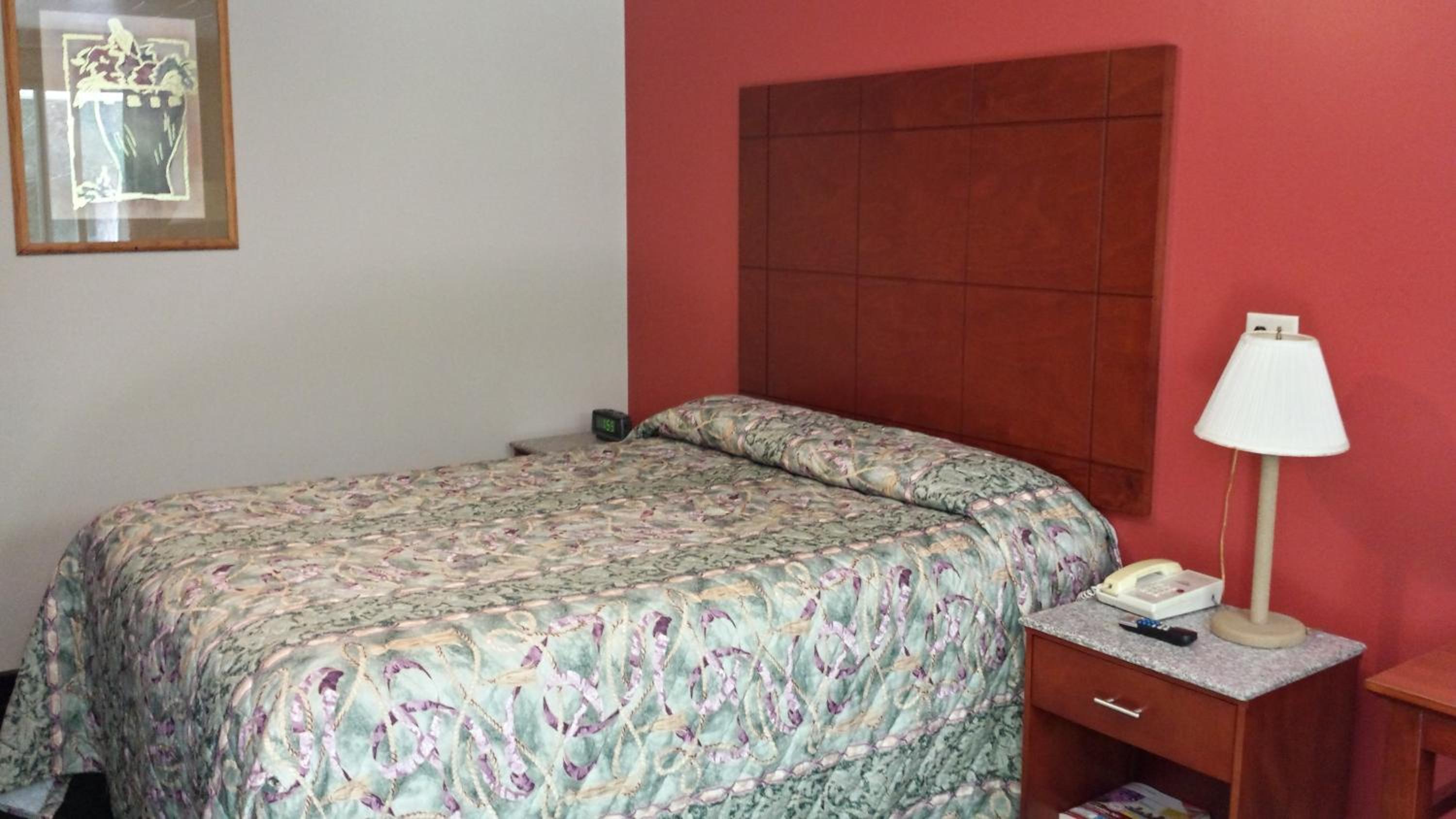 Budget Inn Fairport