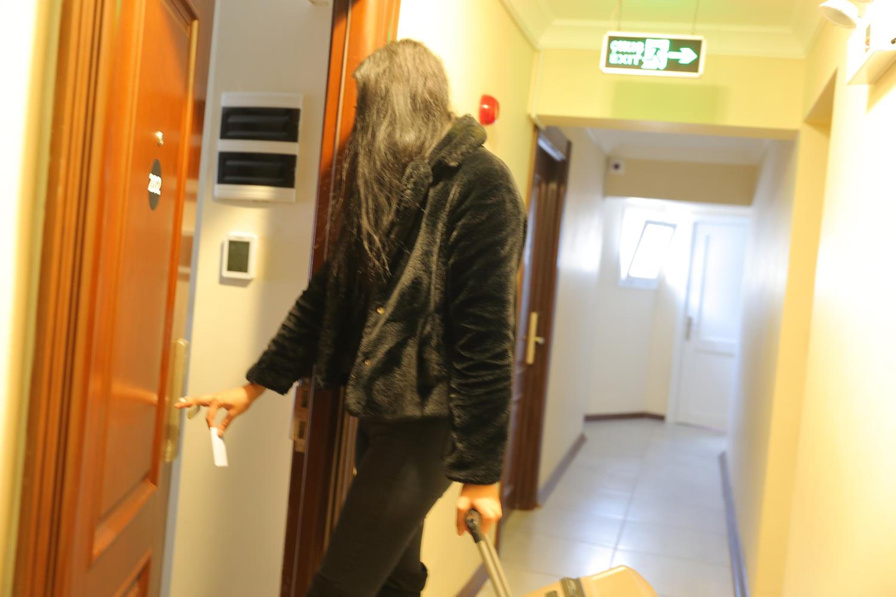 Red Green Hotel - Image 32