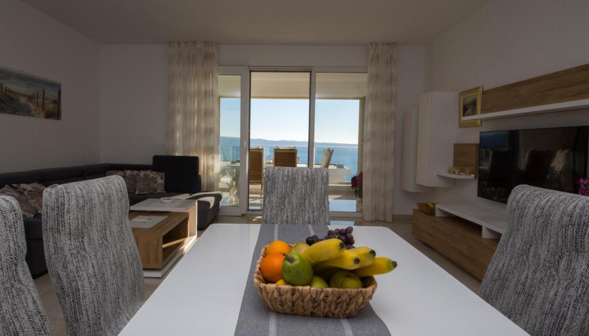 Sea view apartment Ema view 3