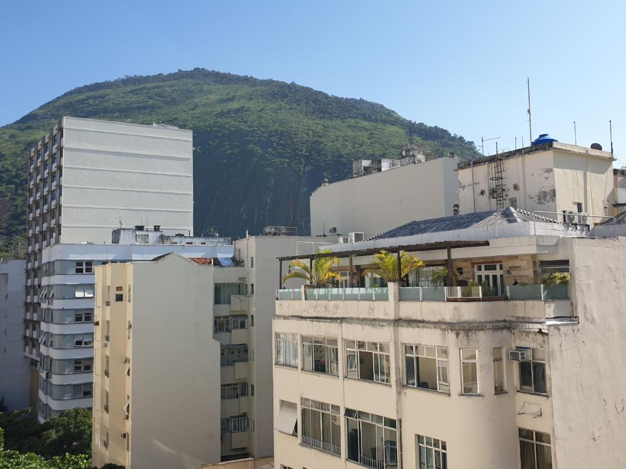 Cozy apt Copacabana beach